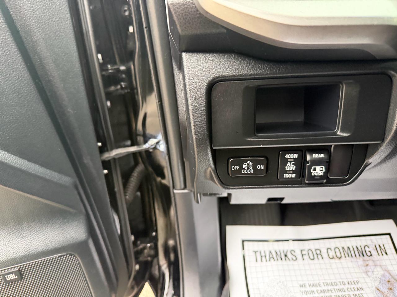 Toyota Tacoma Limited Double Cab 5' Bed V6 4x4 AT (Natl) 2017