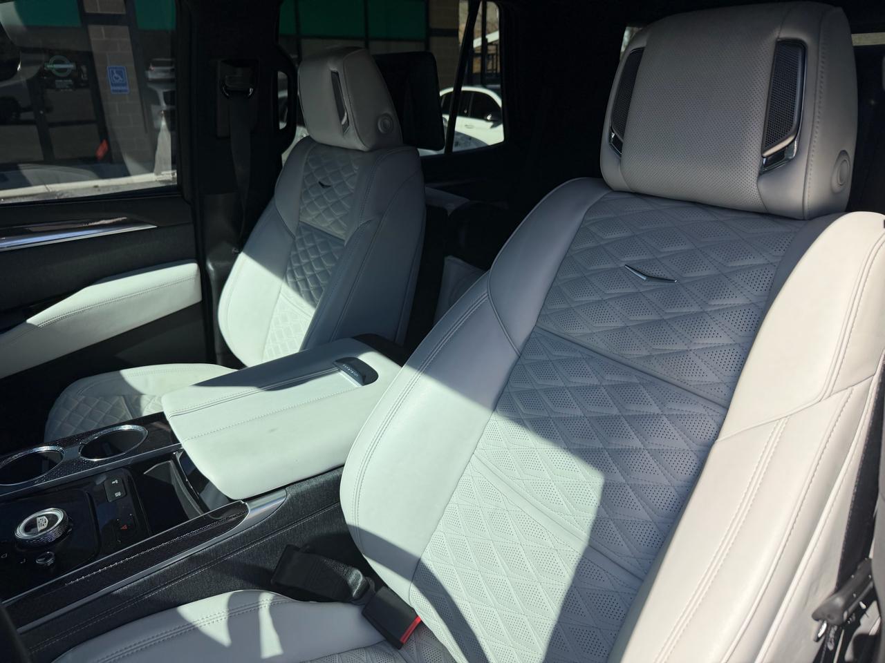 Cadillac Escalade AWD 4dr V-Series 2025