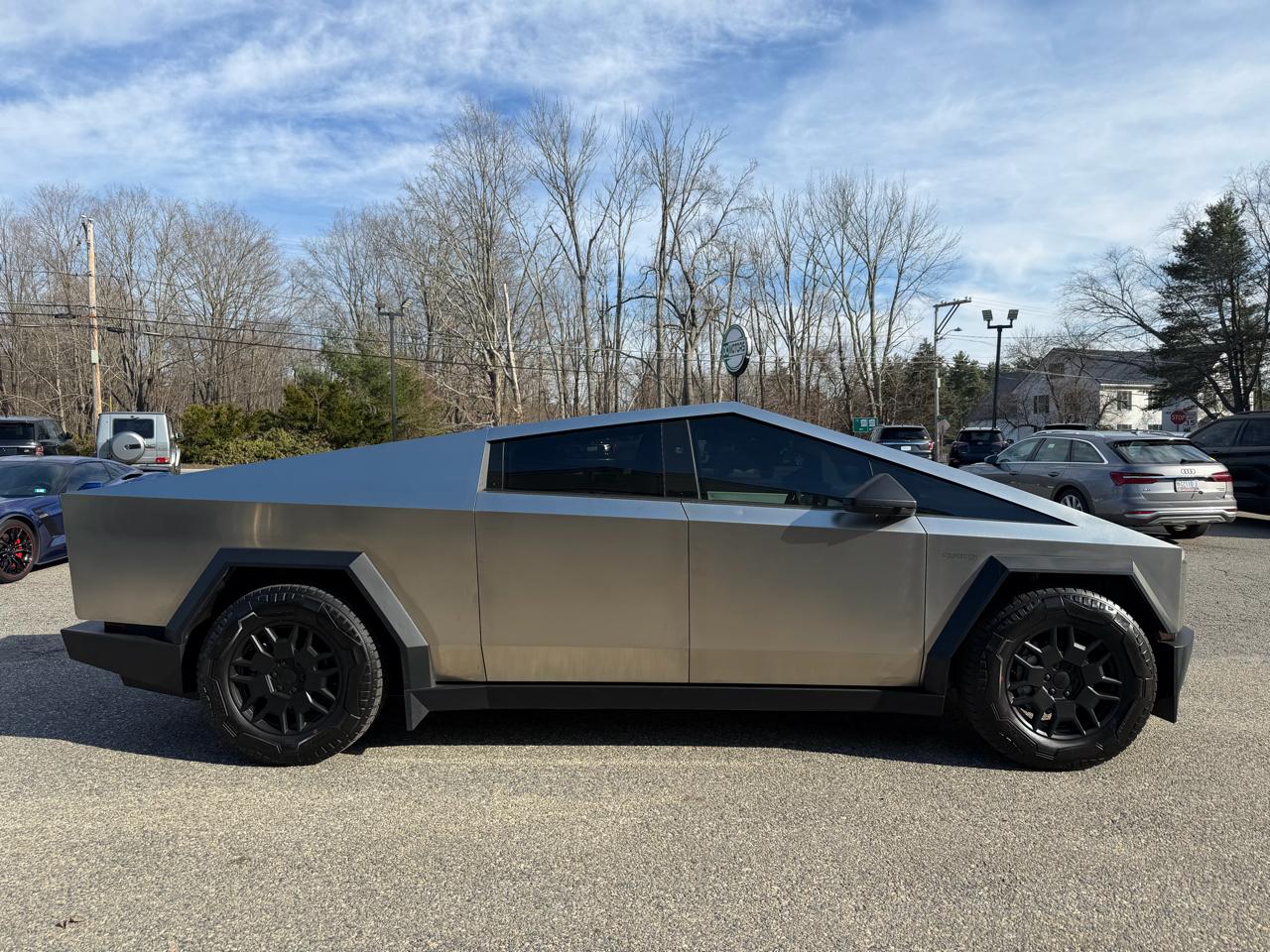 Tesla Cybertruck Cyberbeast AWD 2024