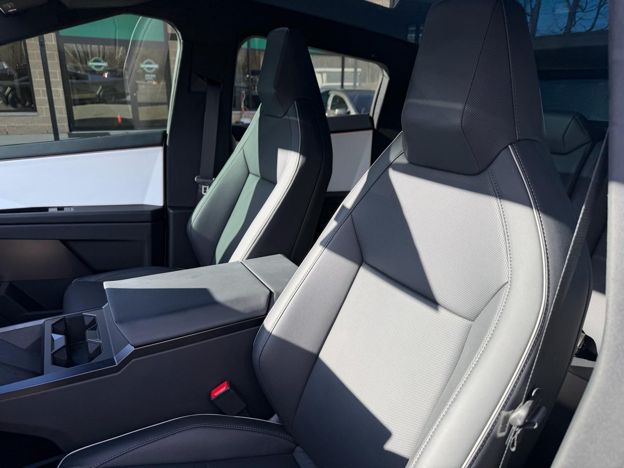 Tesla Cybertruck Cyberbeast AWD 2024