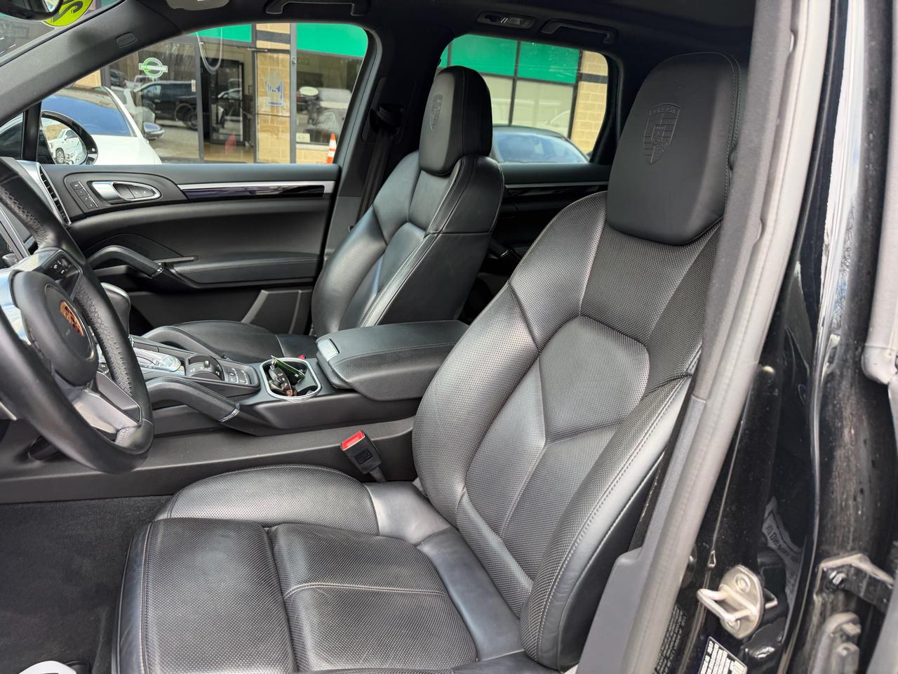 Porsche Cayenne AWD 2018