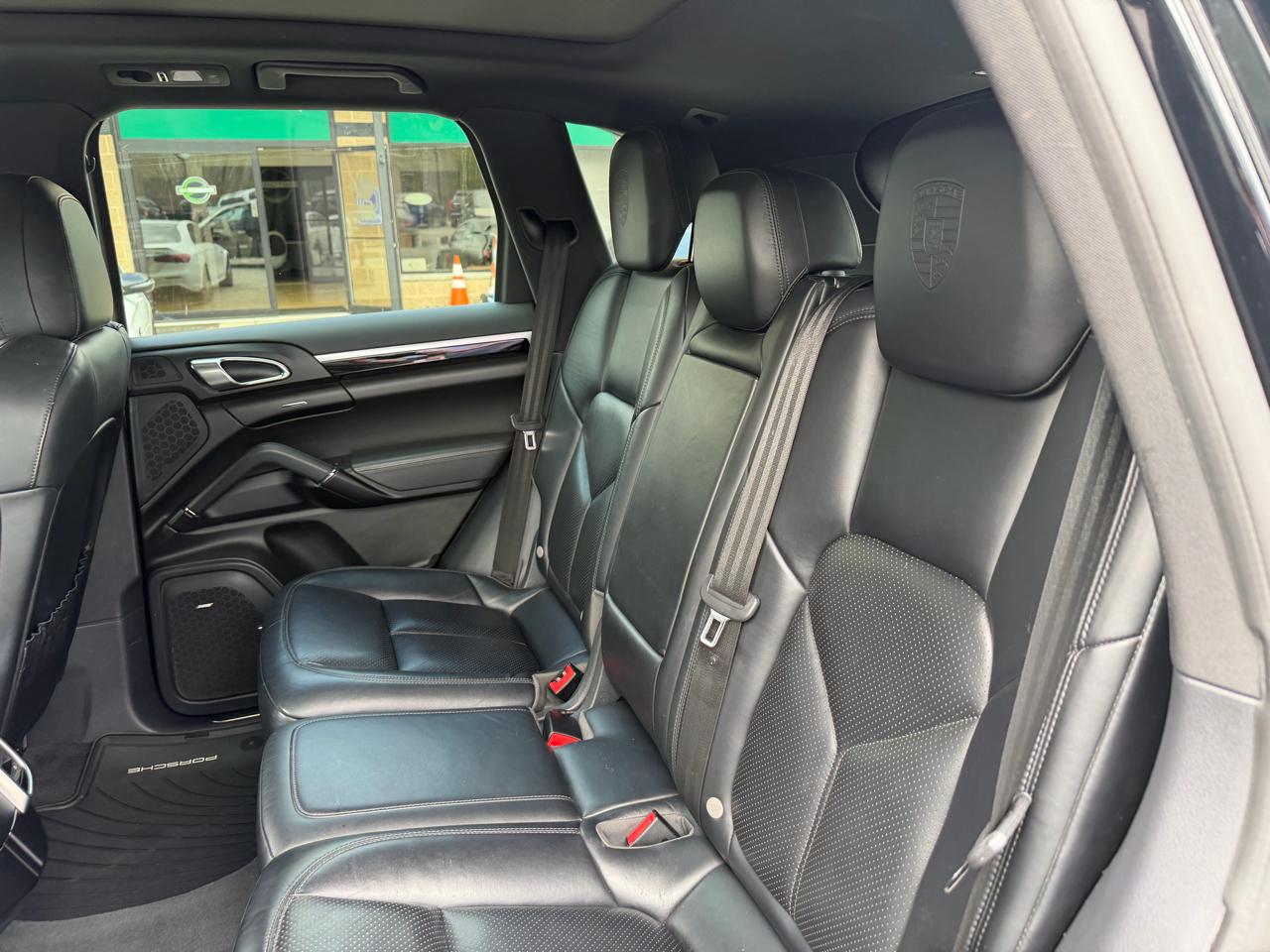 Porsche Cayenne AWD 2018