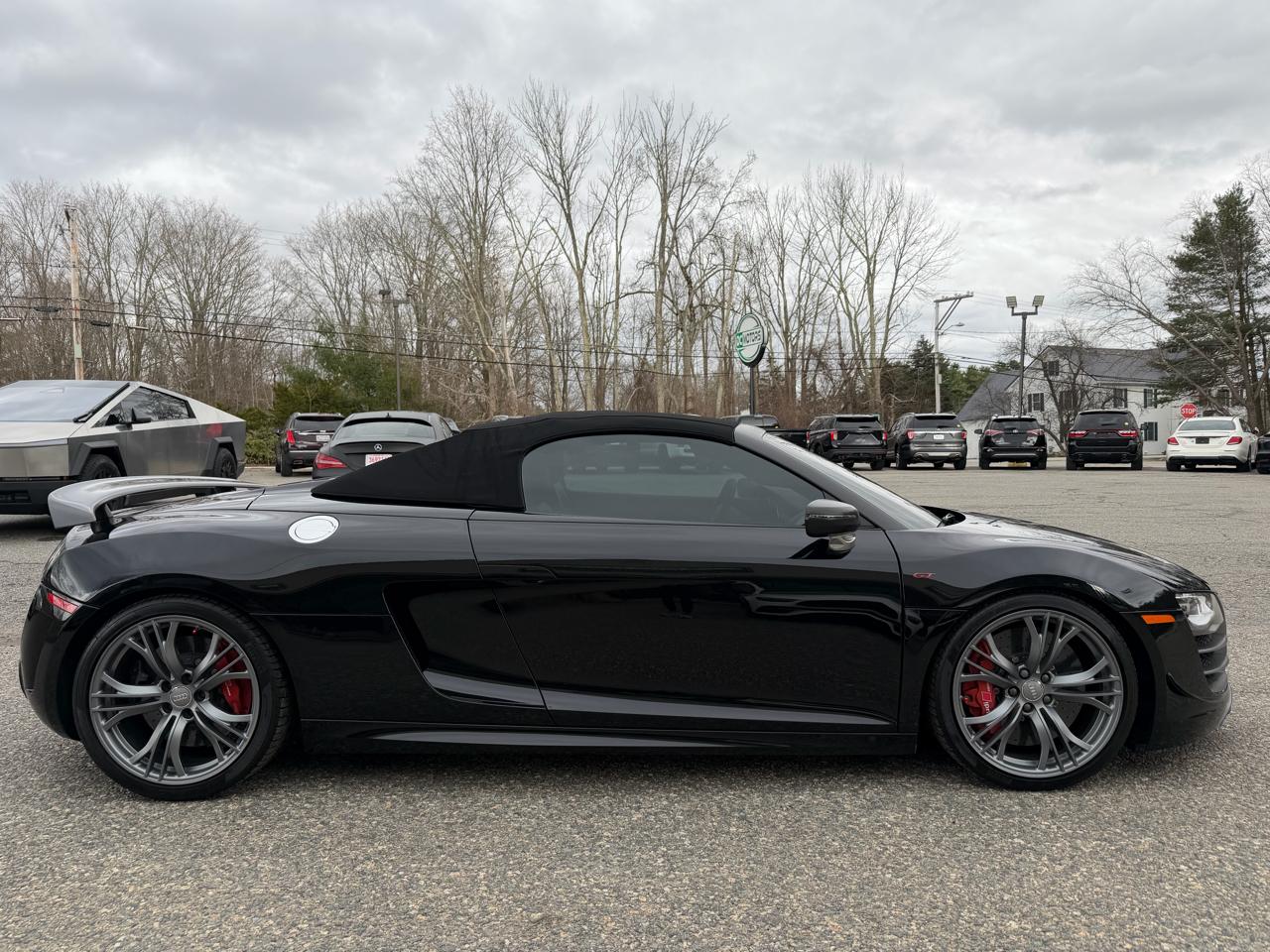 View vehicle photo 6