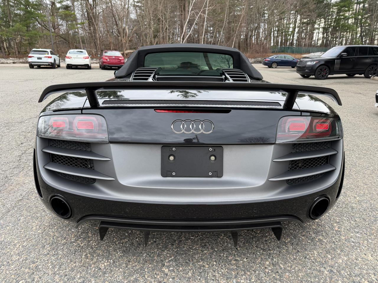 Audi R8 2dr Conv Auto quattro Spyder 5.2L GT 2012