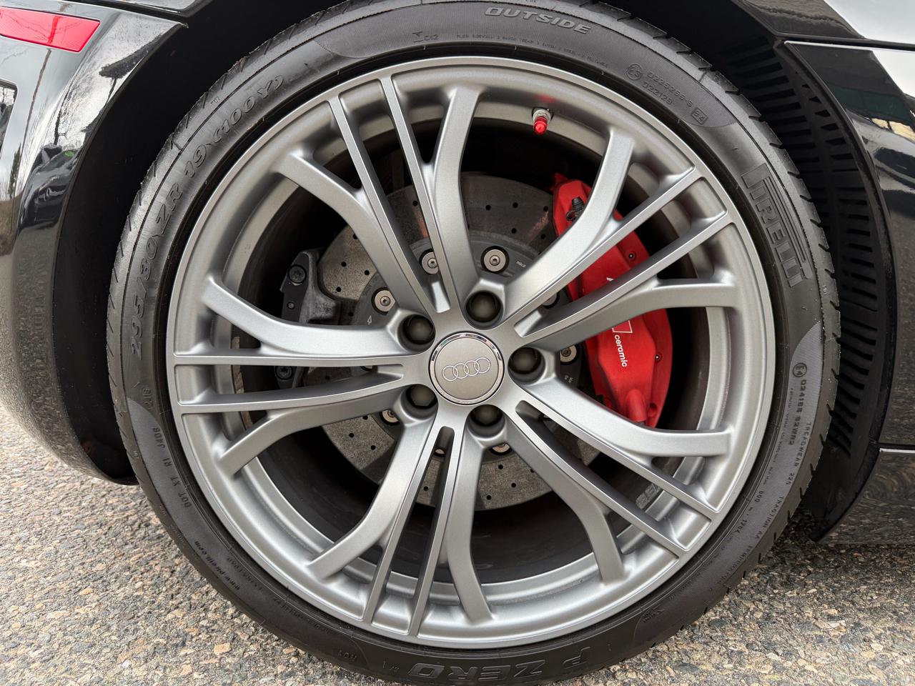 Audi R8 2dr Conv Auto quattro Spyder 5.2L GT 2012