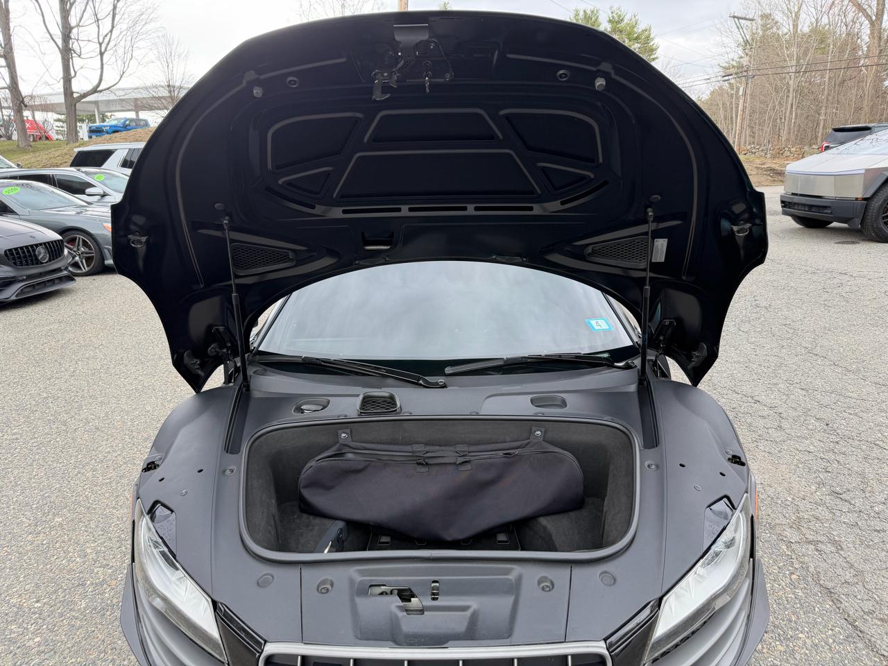 Audi R8 2dr Conv Auto quattro Spyder 5.2L GT 2012