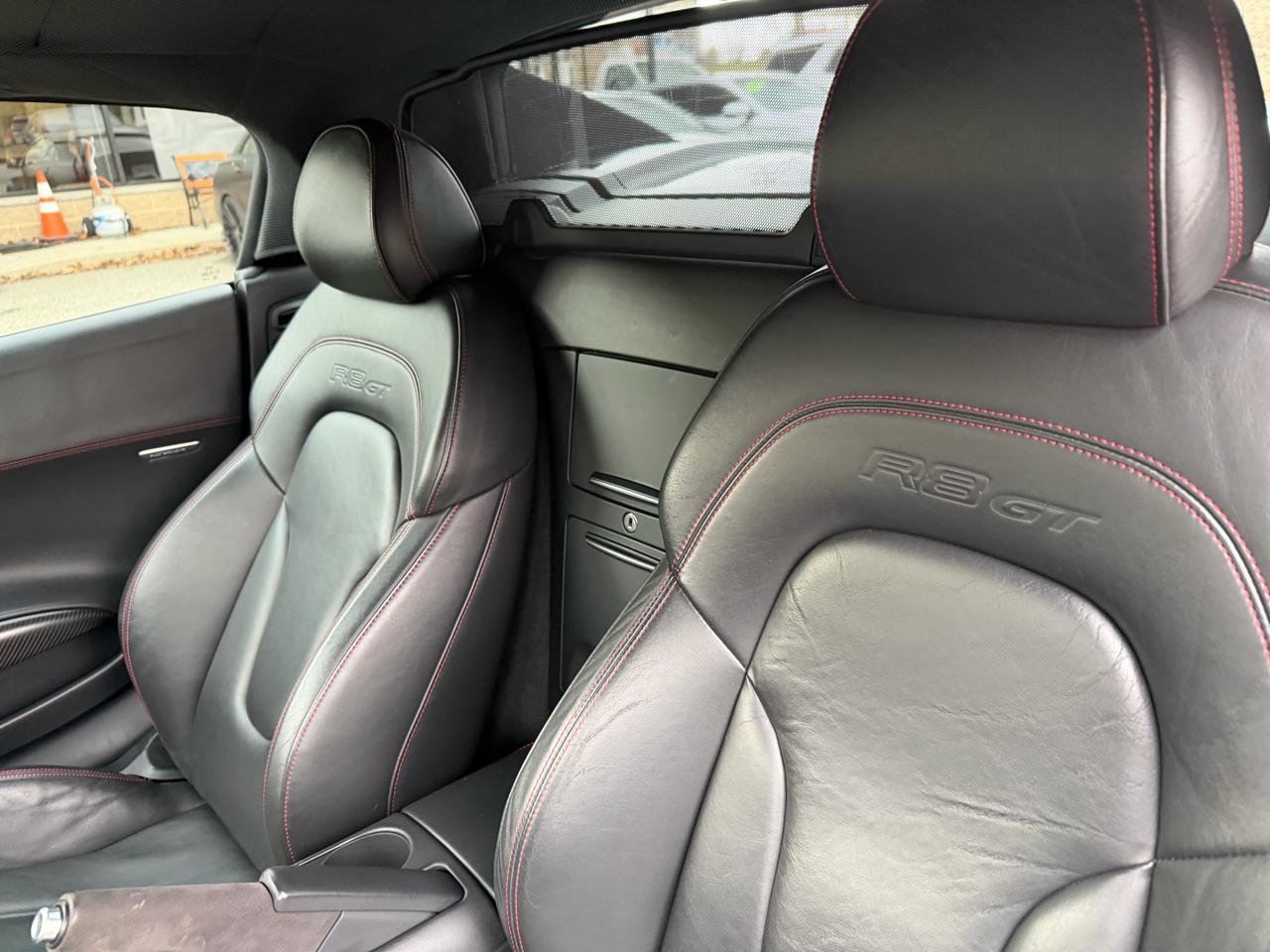 Audi R8 2dr Conv Auto quattro Spyder 5.2L GT 2012