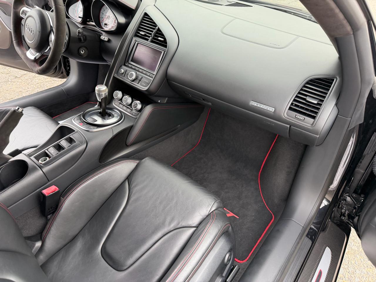 Audi R8 2dr Conv Auto quattro Spyder 5.2L GT 2012