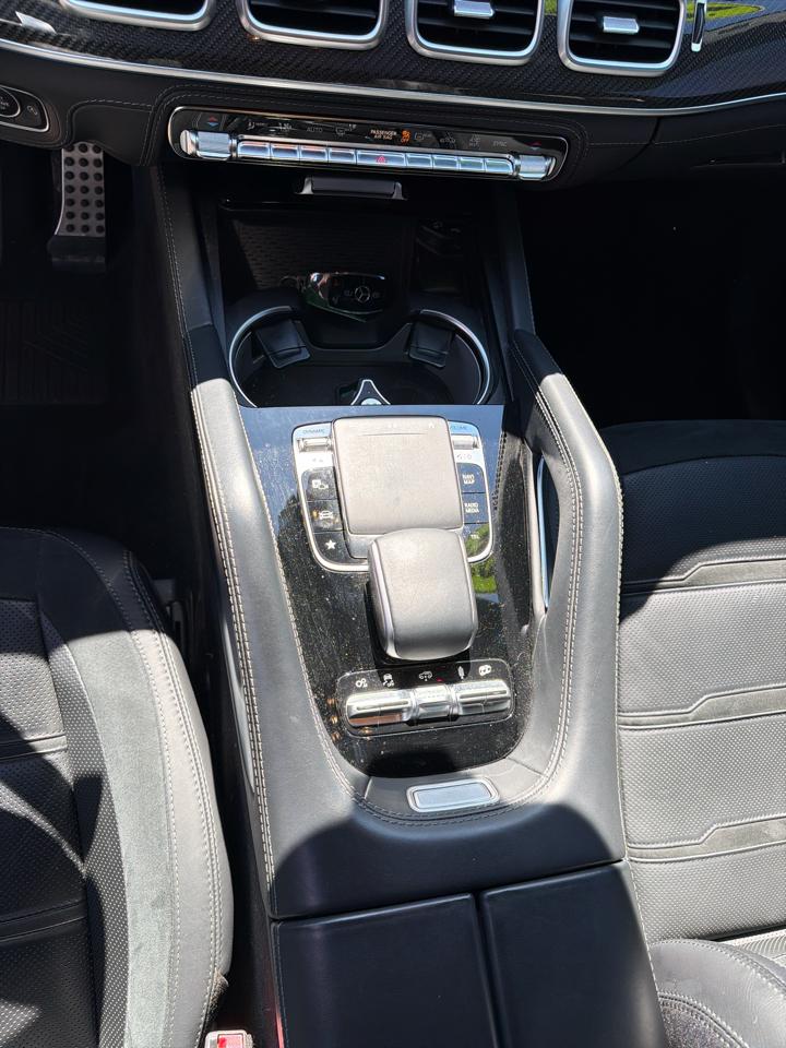 Mercedes-Benz GLS  2021