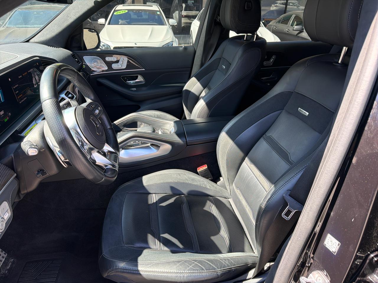 Mercedes-Benz GLS  2021