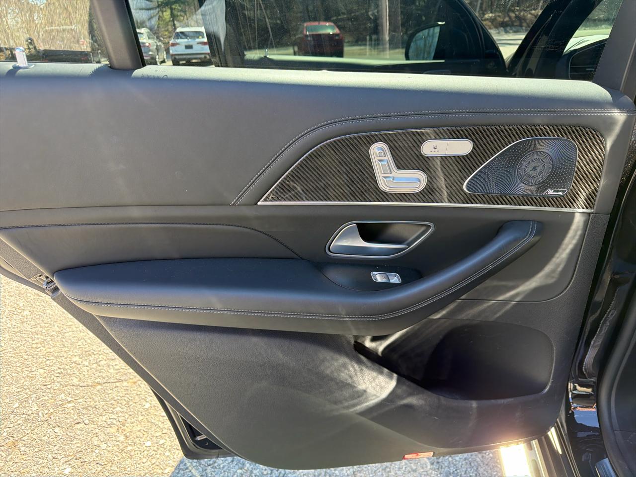 Mercedes-Benz GLS  2021