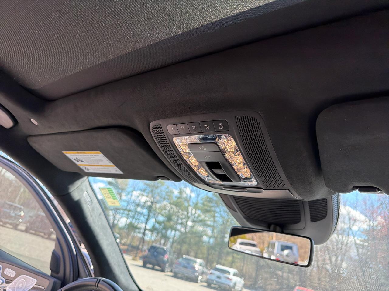 Mercedes-Benz GLS  2021