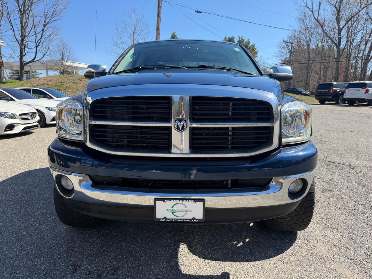 Dodge Ram 2500 4WD Quad Cab 140.5" SLT 2007
