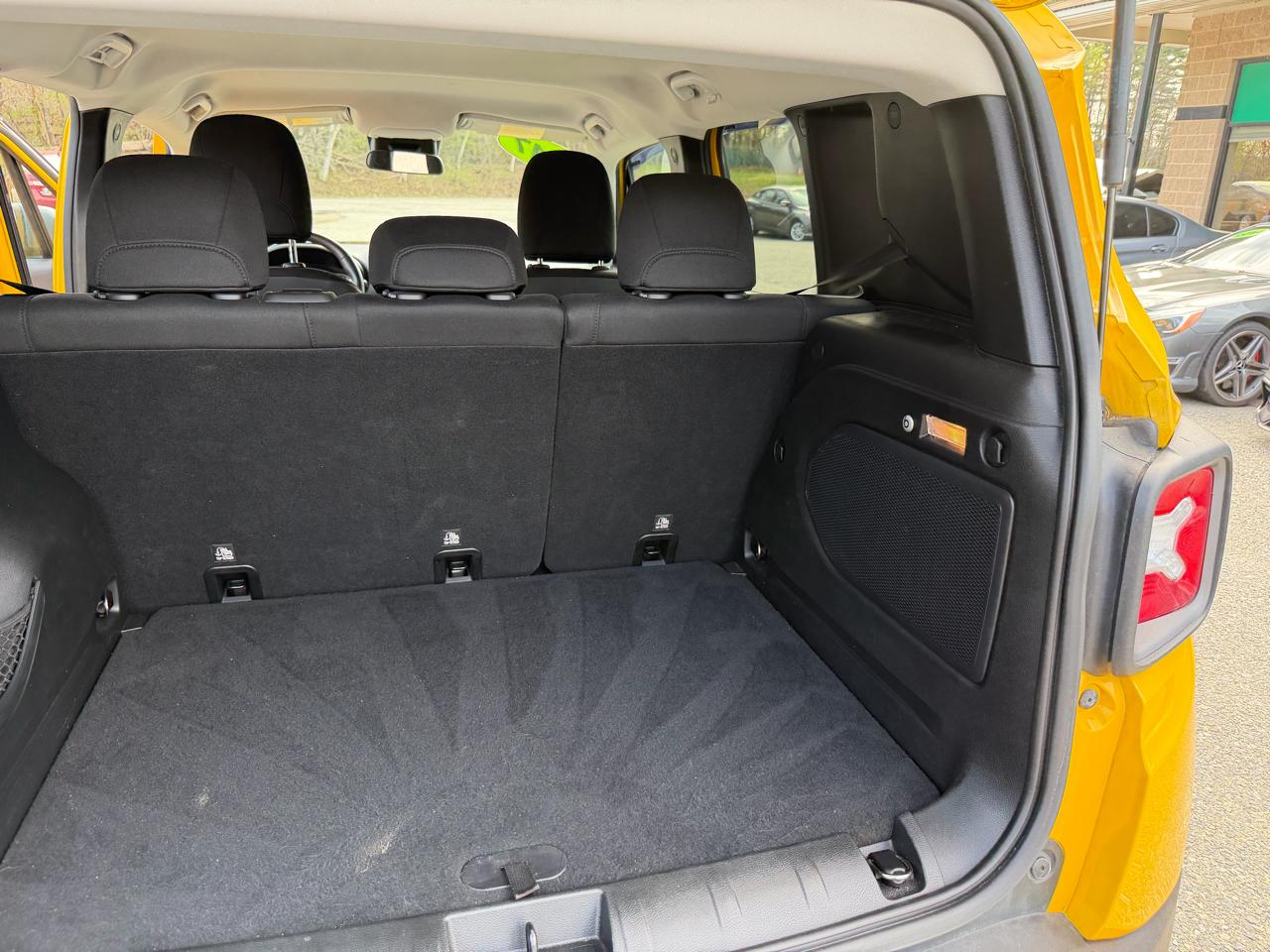 Jeep Renegade 4WD 4dr Trailhawk 2016