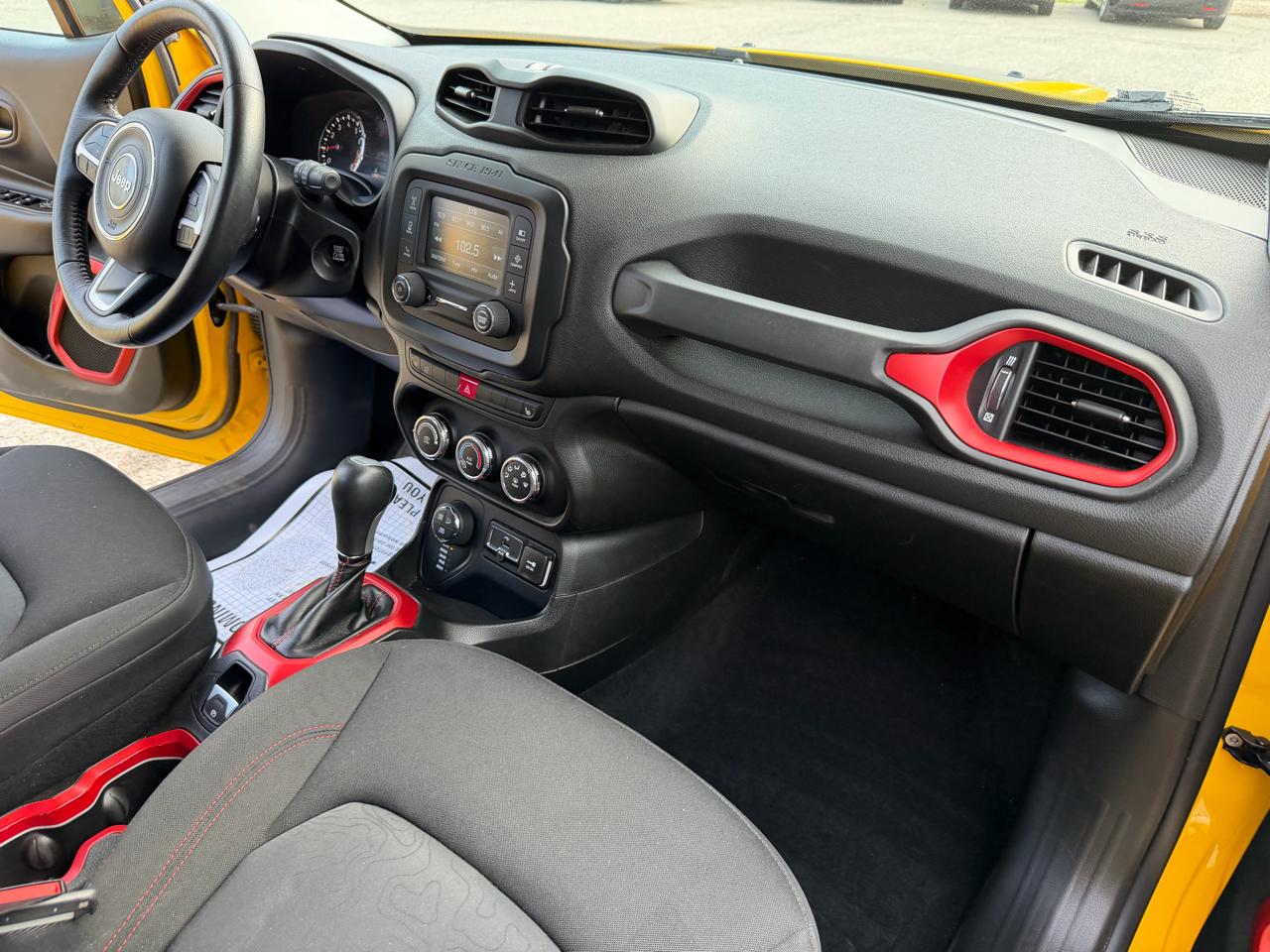 Jeep Renegade 4WD 4dr Trailhawk 2016
