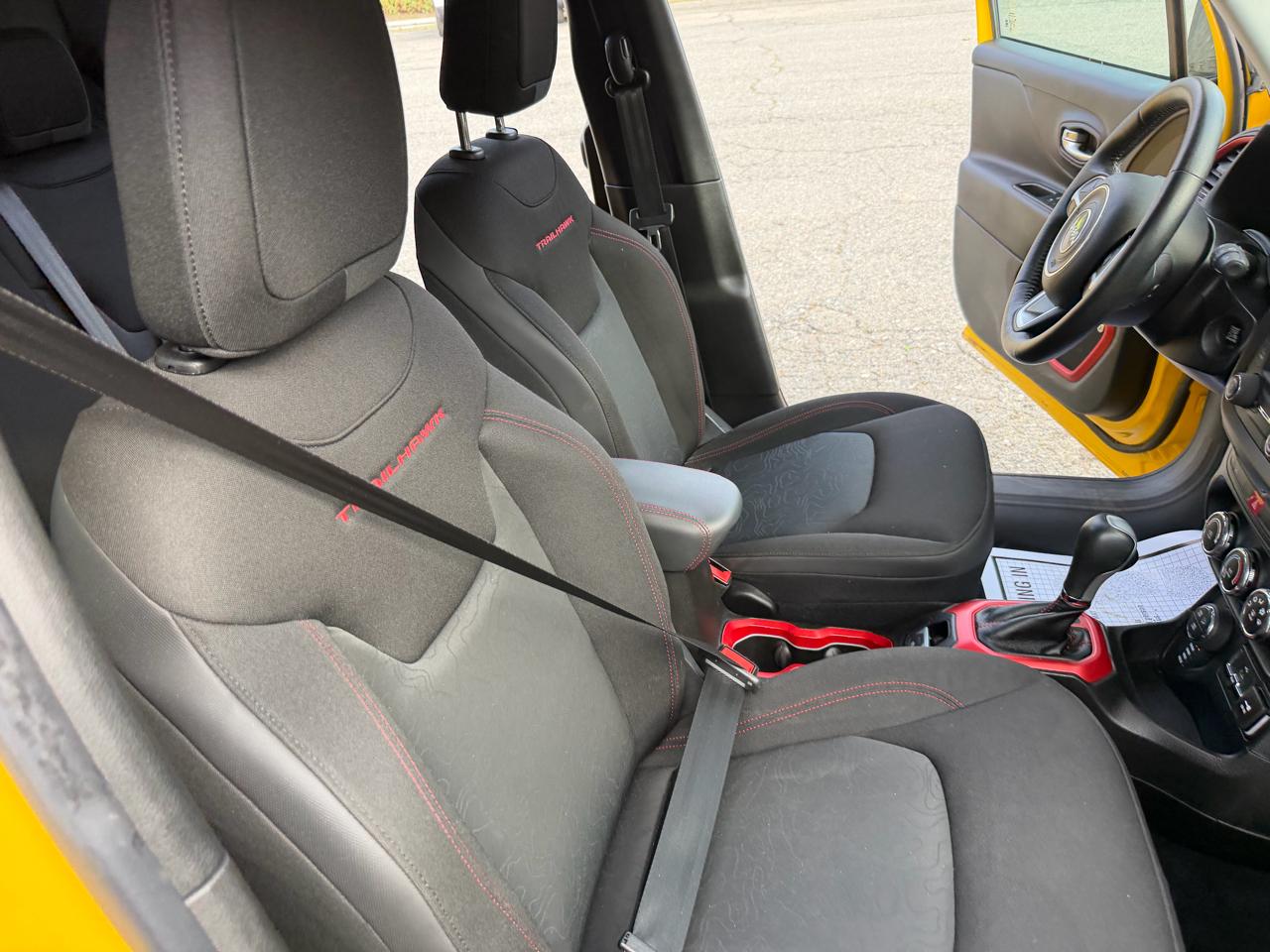 Jeep Renegade 4WD 4dr Trailhawk 2016