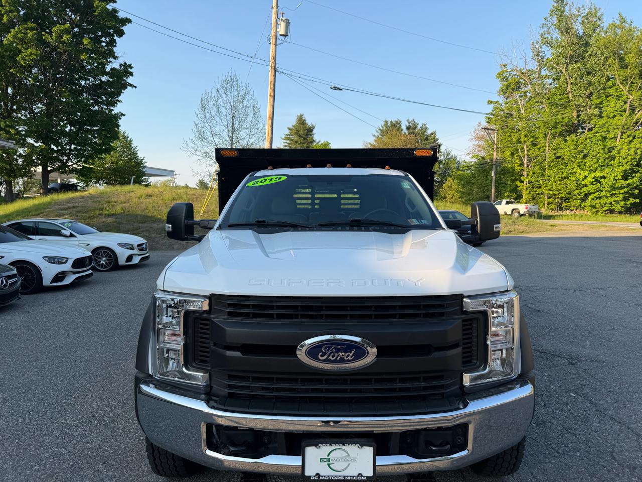 Ford Super Duty F-550 DRW XLT 4WD Reg Cab 145" WB 60" CA 2019