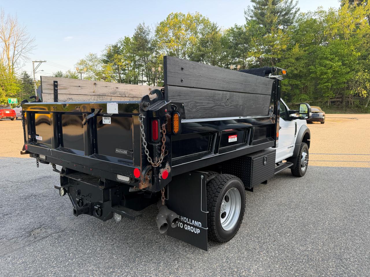 Ford Super Duty F-550 DRW XLT 4WD Reg Cab 145" WB 60" CA 2019