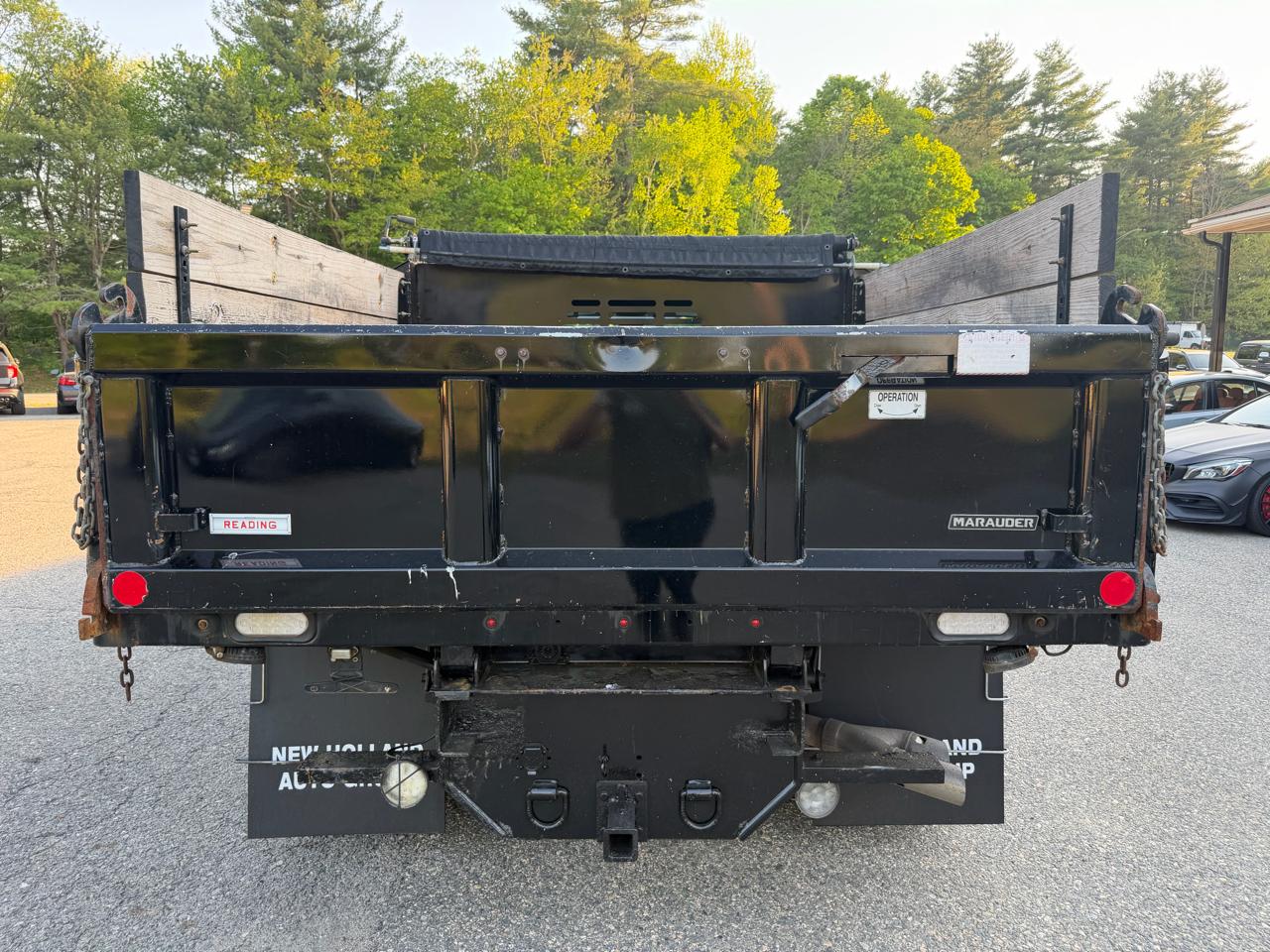 Ford Super Duty F-550 DRW XLT 4WD Reg Cab 145" WB 60" CA 2019