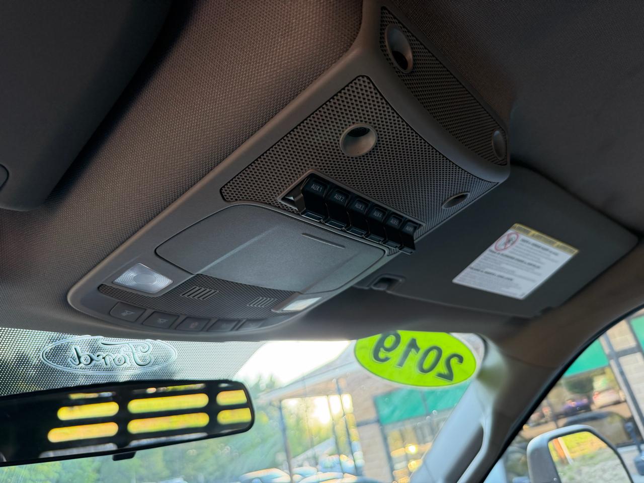 Ford Super Duty F-550 DRW XLT 4WD Reg Cab 145" WB 60" CA 2019