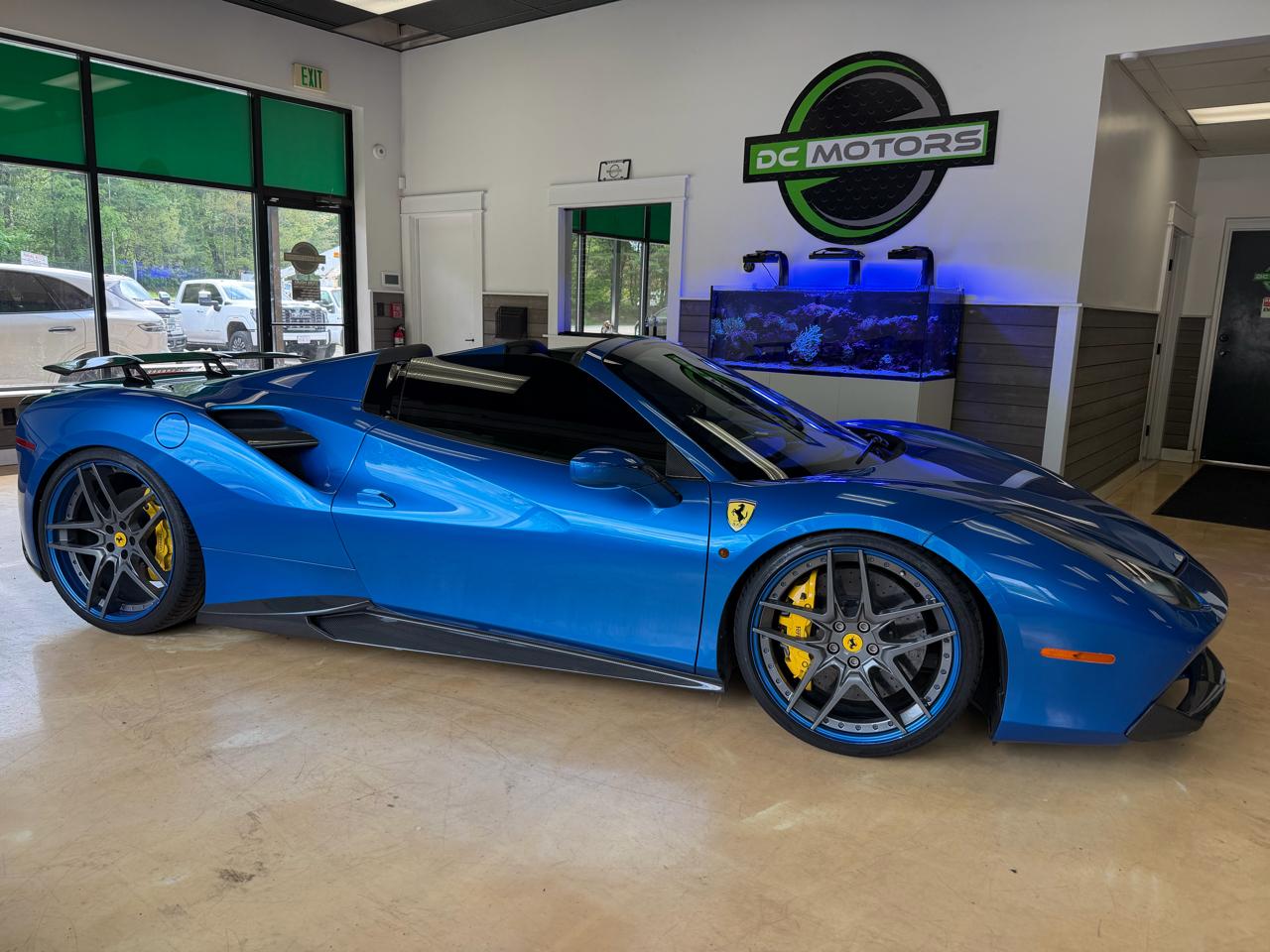 View vehicle photo 6