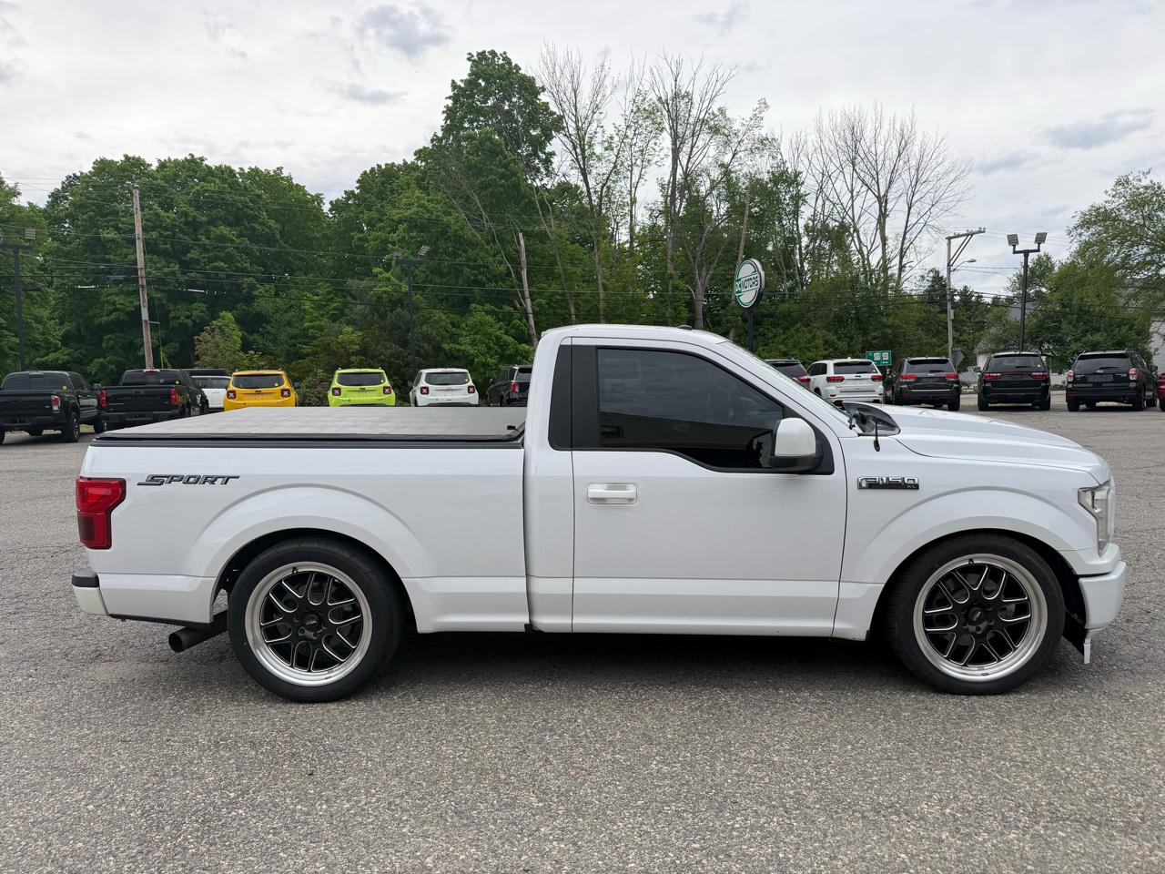 Ford F-150 2WD Reg Cab 145" XLT 2018