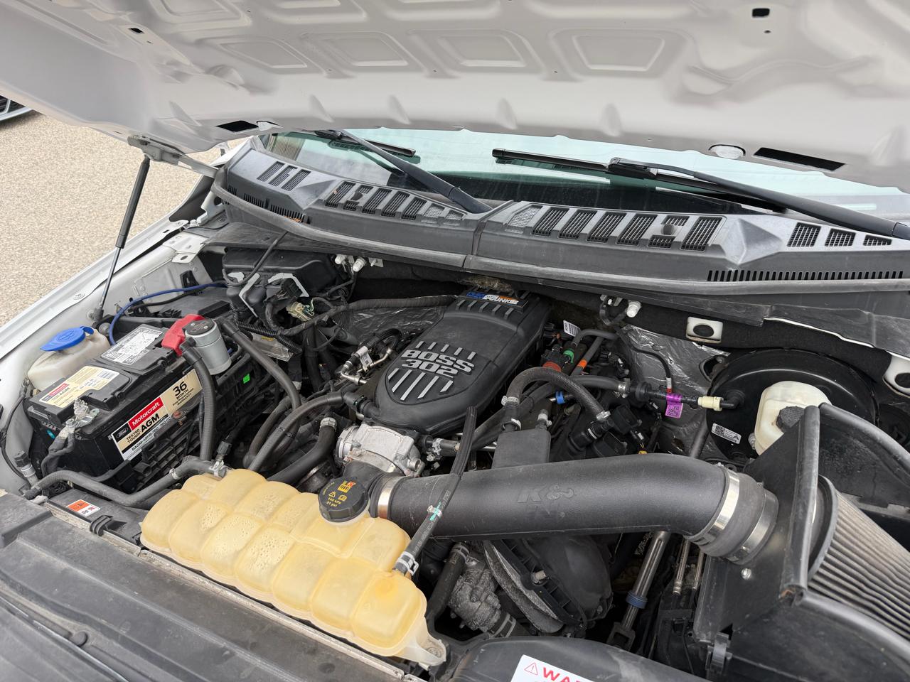 Ford F-150 2WD Reg Cab 145" XLT 2018