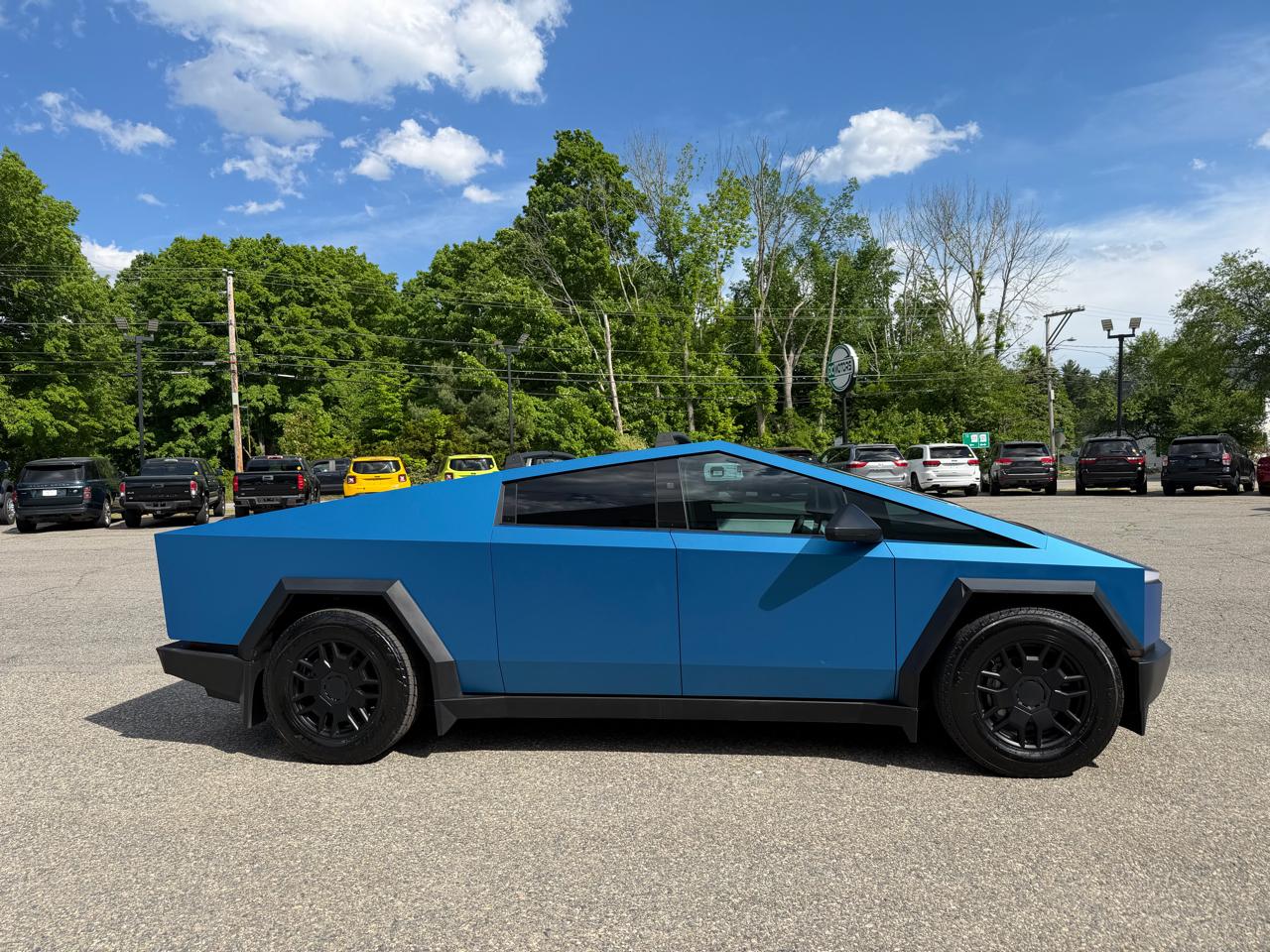 Tesla Cybertruck AWD 2024