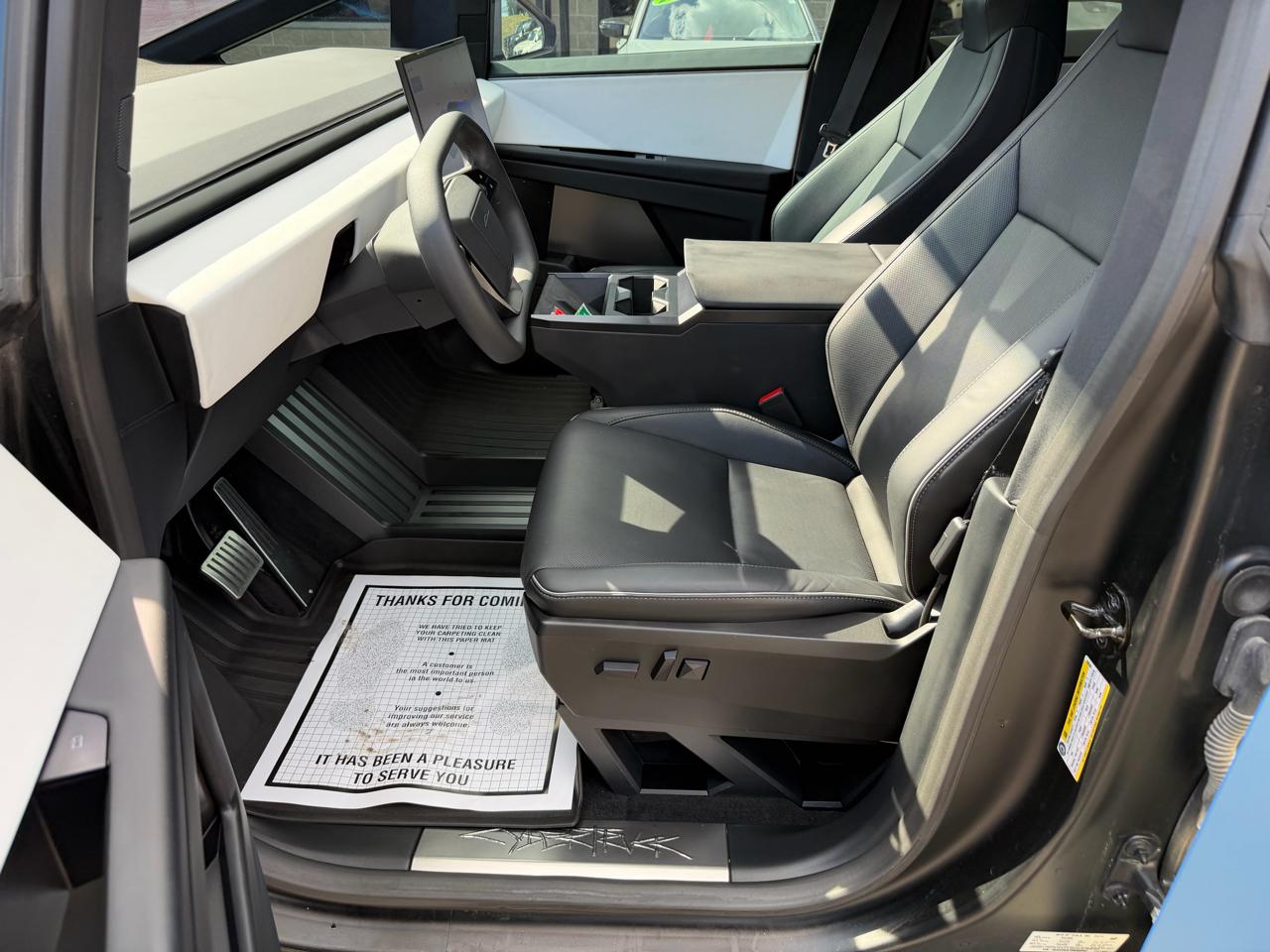 Tesla Cybertruck AWD 2024