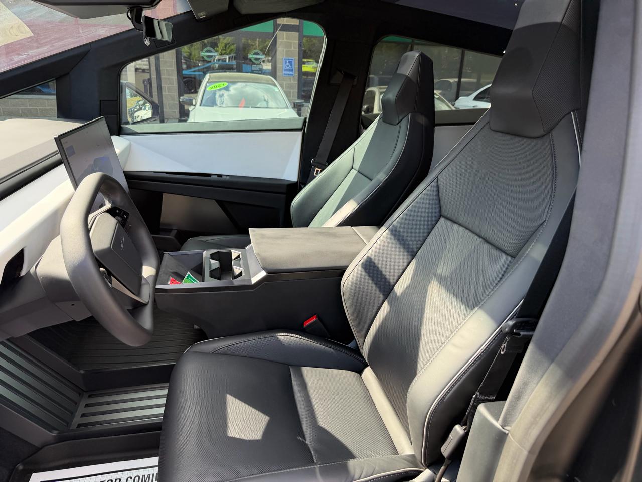 Tesla Cybertruck AWD 2024