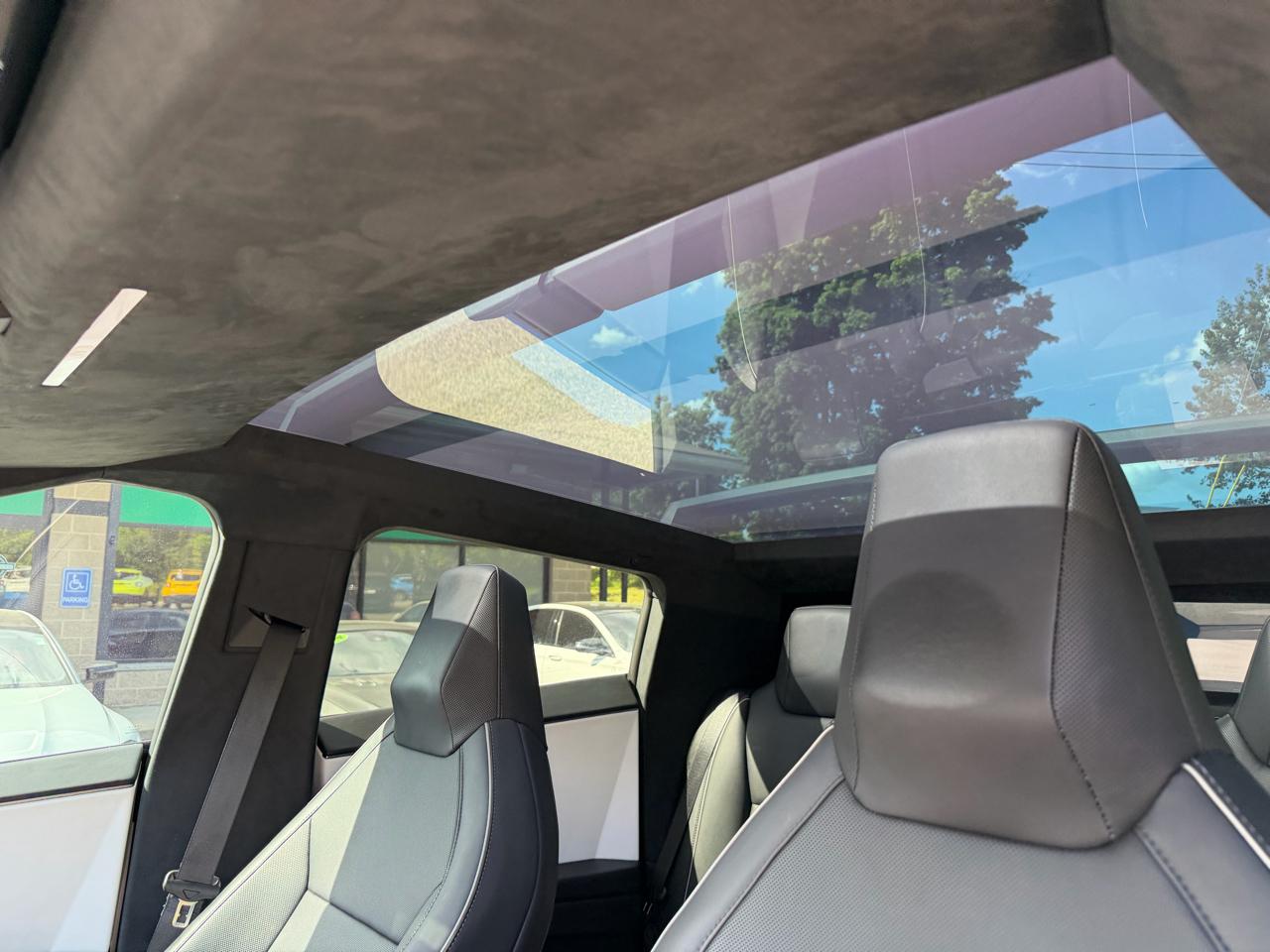 Tesla Cybertruck AWD 2024