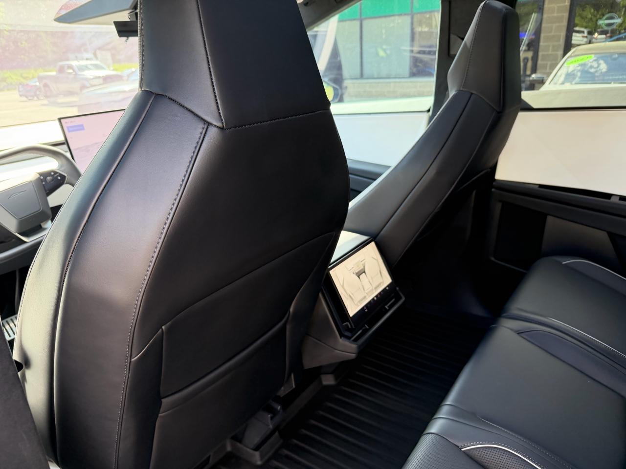 Tesla Cybertruck AWD 2024