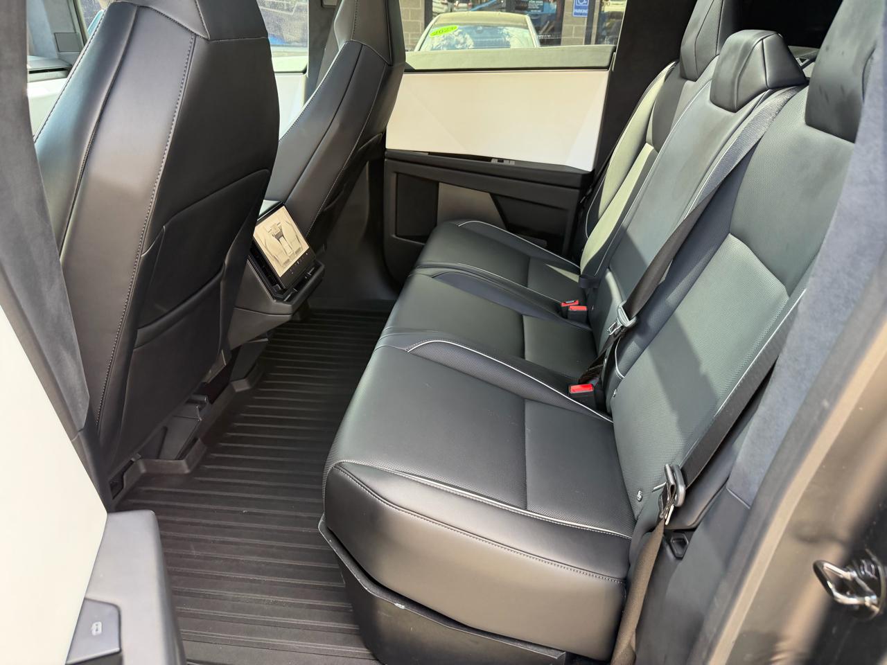 Tesla Cybertruck AWD 2024