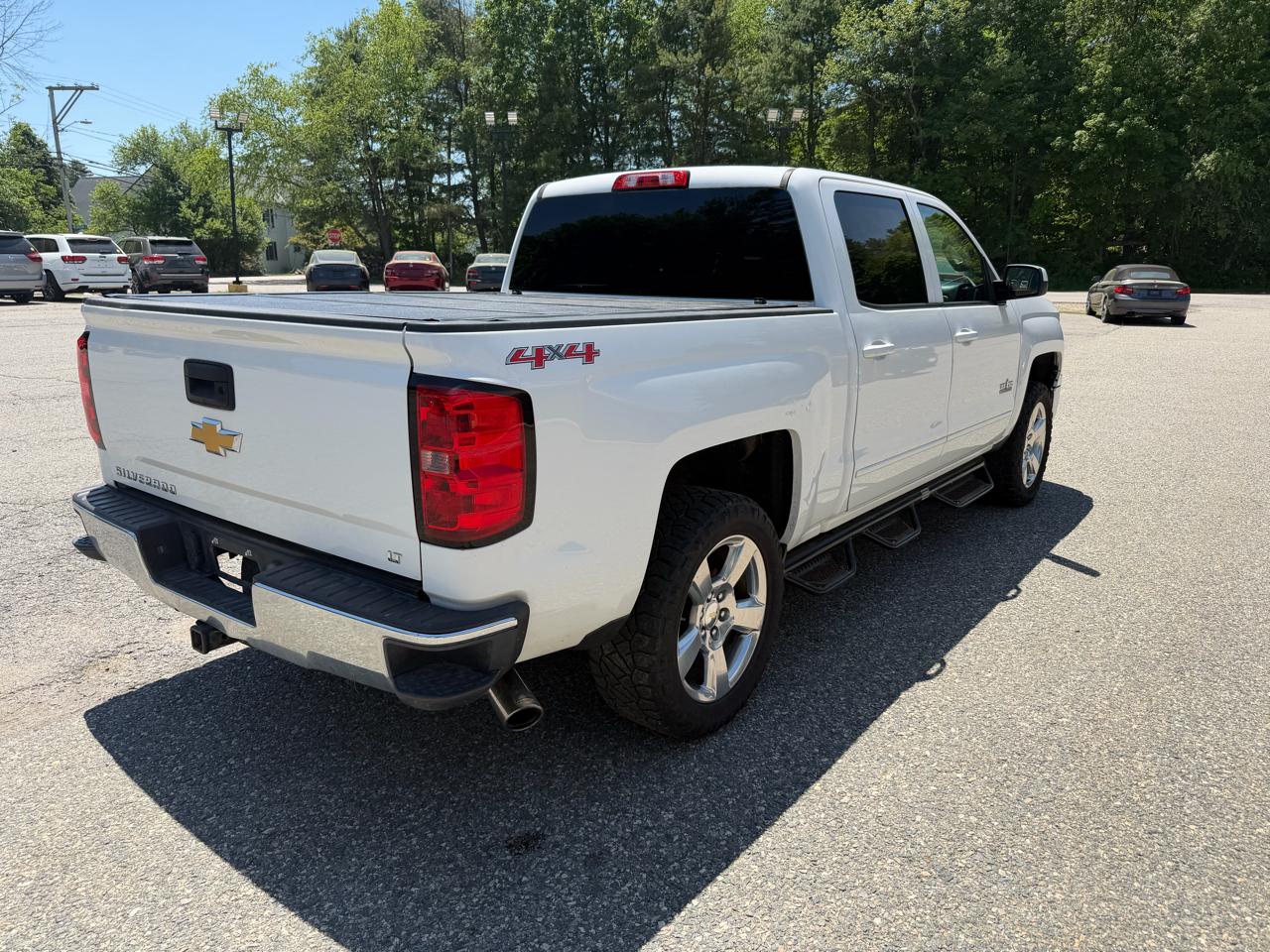 Chevrolet Silverado 1500 4WD Crew Cab 143.5" LT w/1LT 2015
