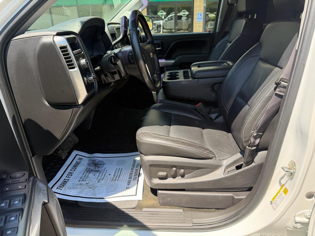 Chevrolet Silverado 1500 4WD Crew Cab 143.5" LT w/1LT 2015