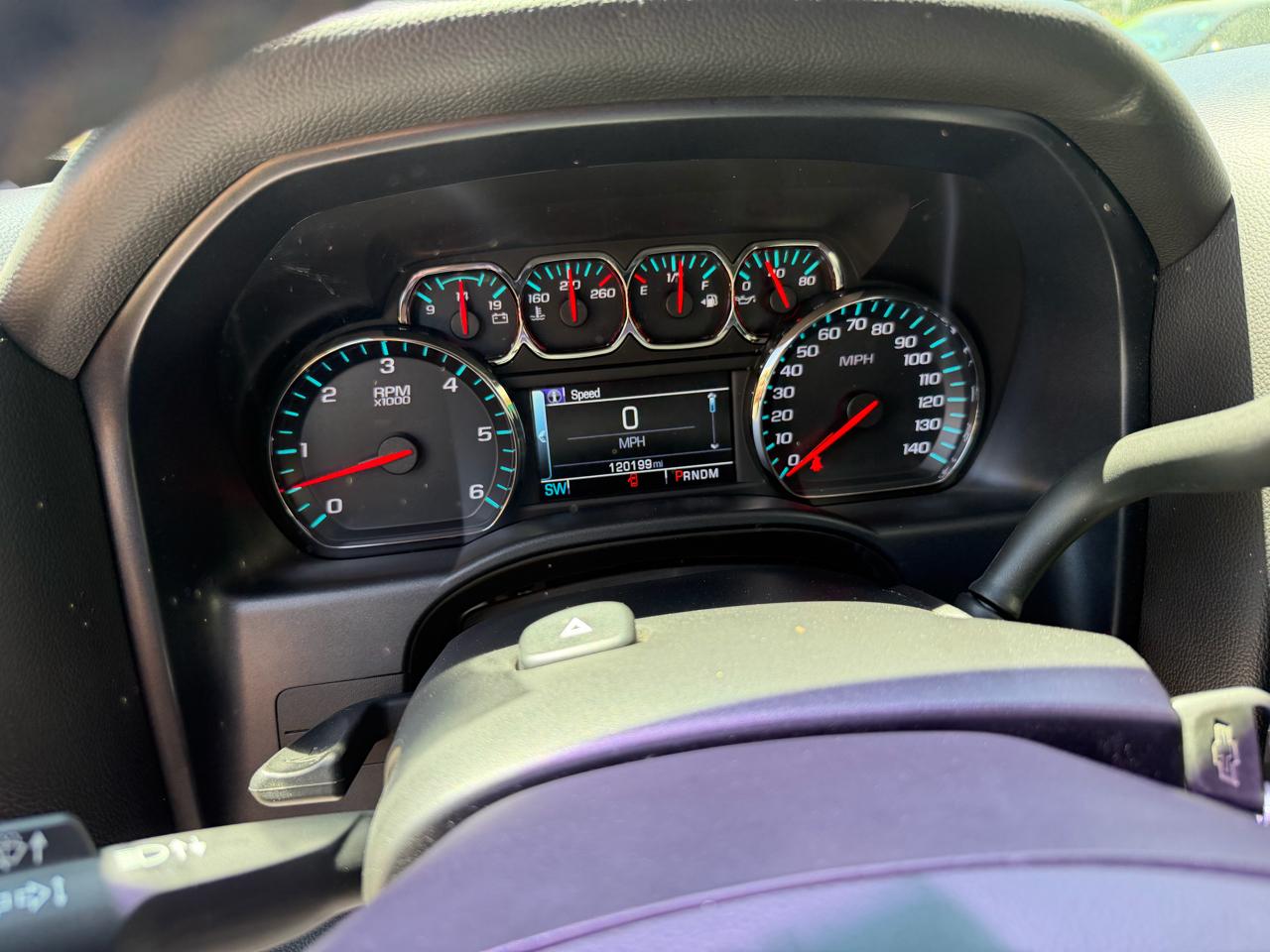 Chevrolet Silverado 1500 4WD Crew Cab 143.5" LT w/1LT 2015