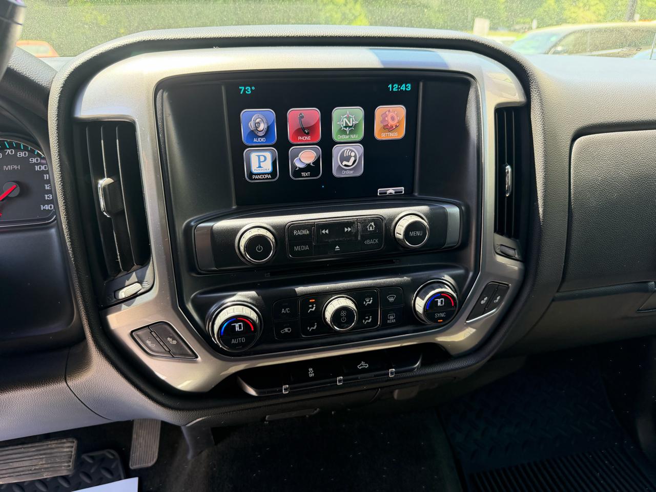 Chevrolet Silverado 1500 4WD Crew Cab 143.5" LT w/1LT 2015