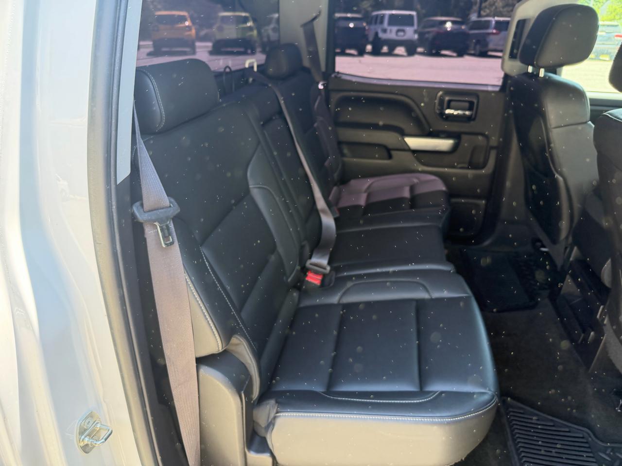 Chevrolet Silverado 1500 4WD Crew Cab 143.5" LT w/1LT 2015
