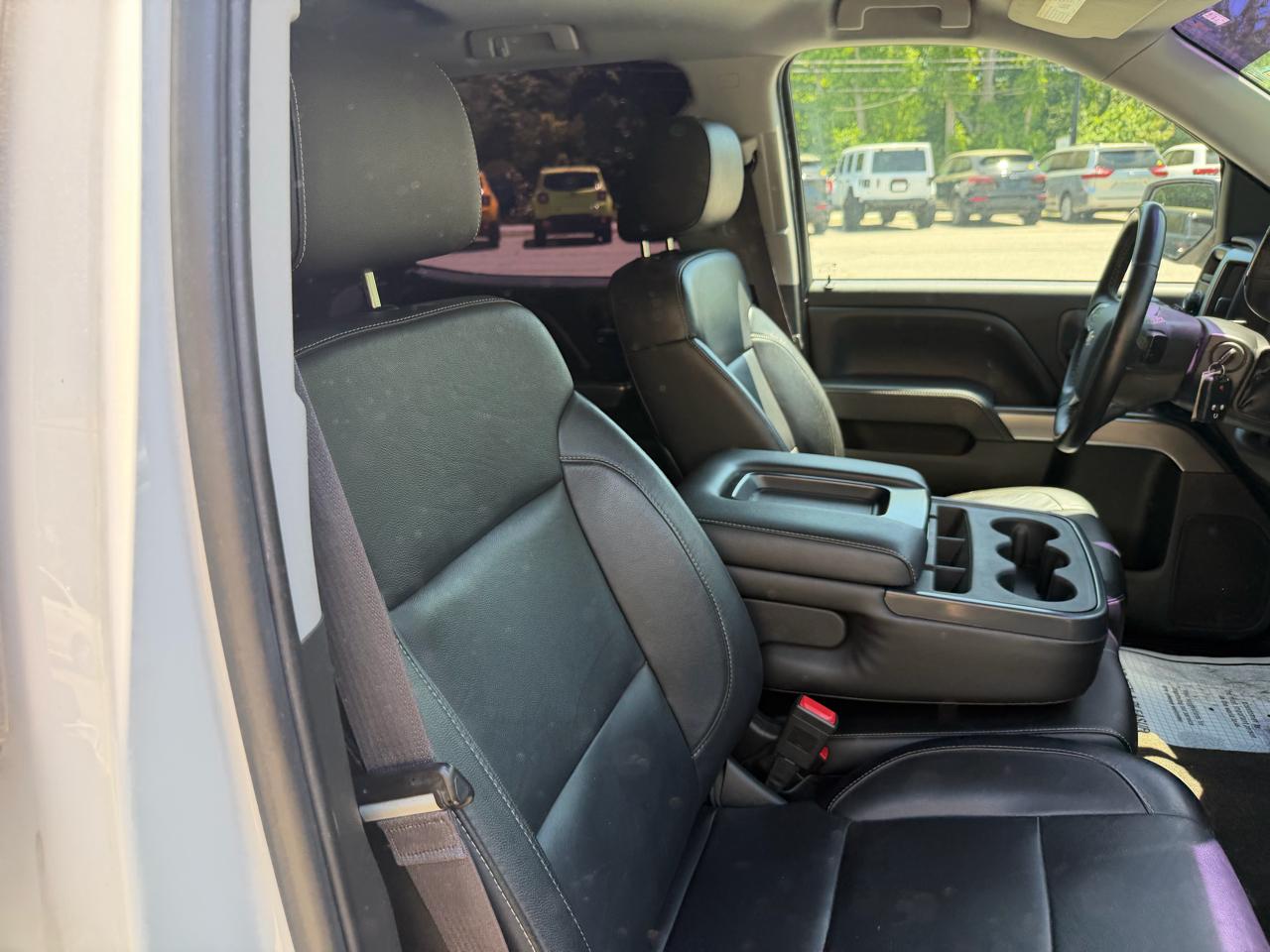 Chevrolet Silverado 1500 4WD Crew Cab 143.5" LT w/1LT 2015