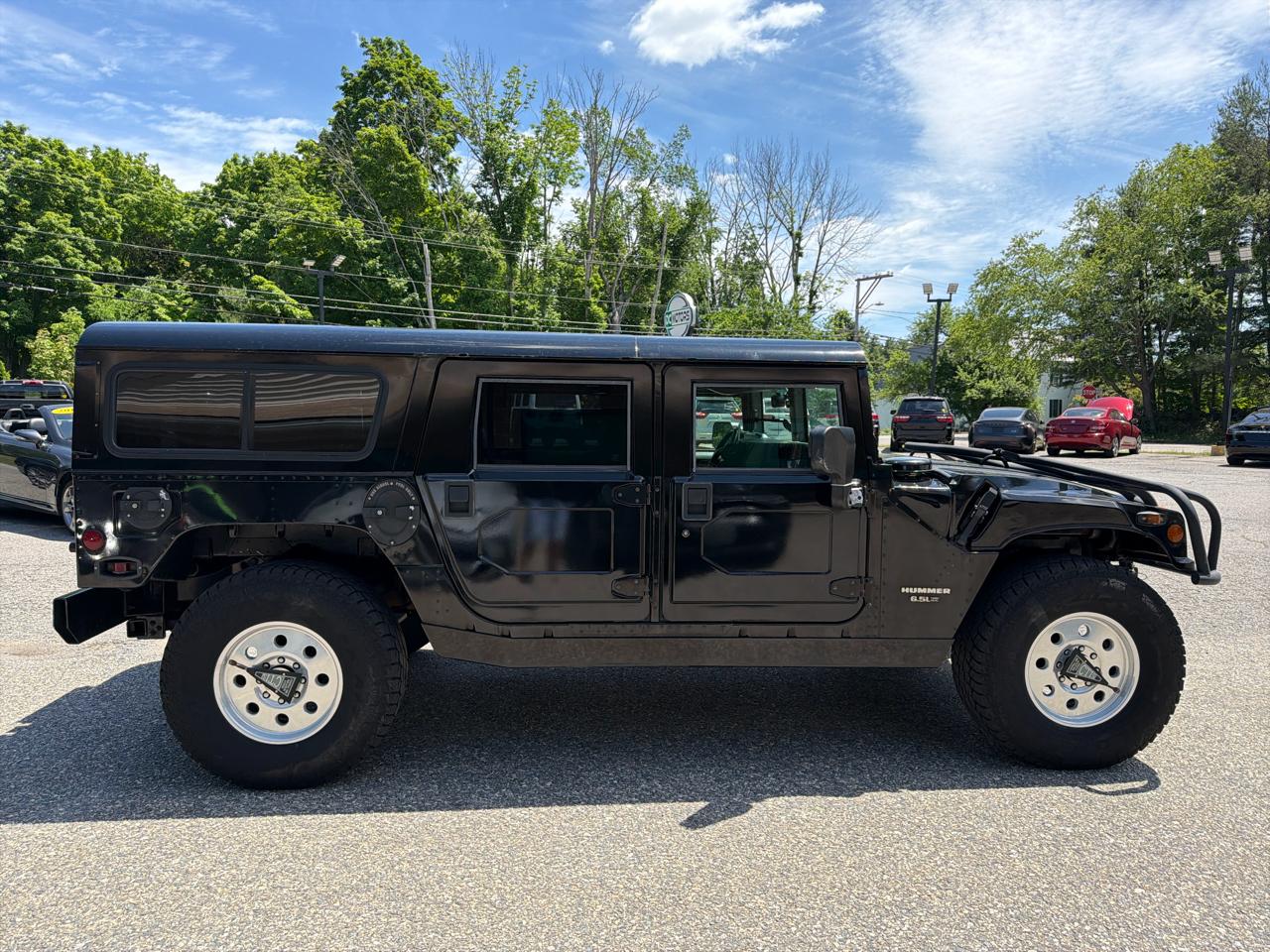 AM General Hummer 4-Passenger Wgn Enclosed 1998