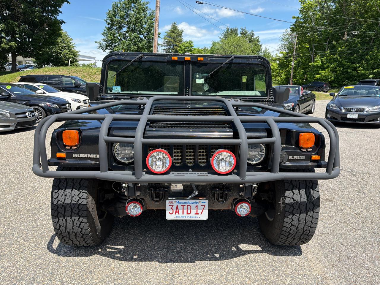 AM General Hummer 4-Passenger Wgn Enclosed 1998