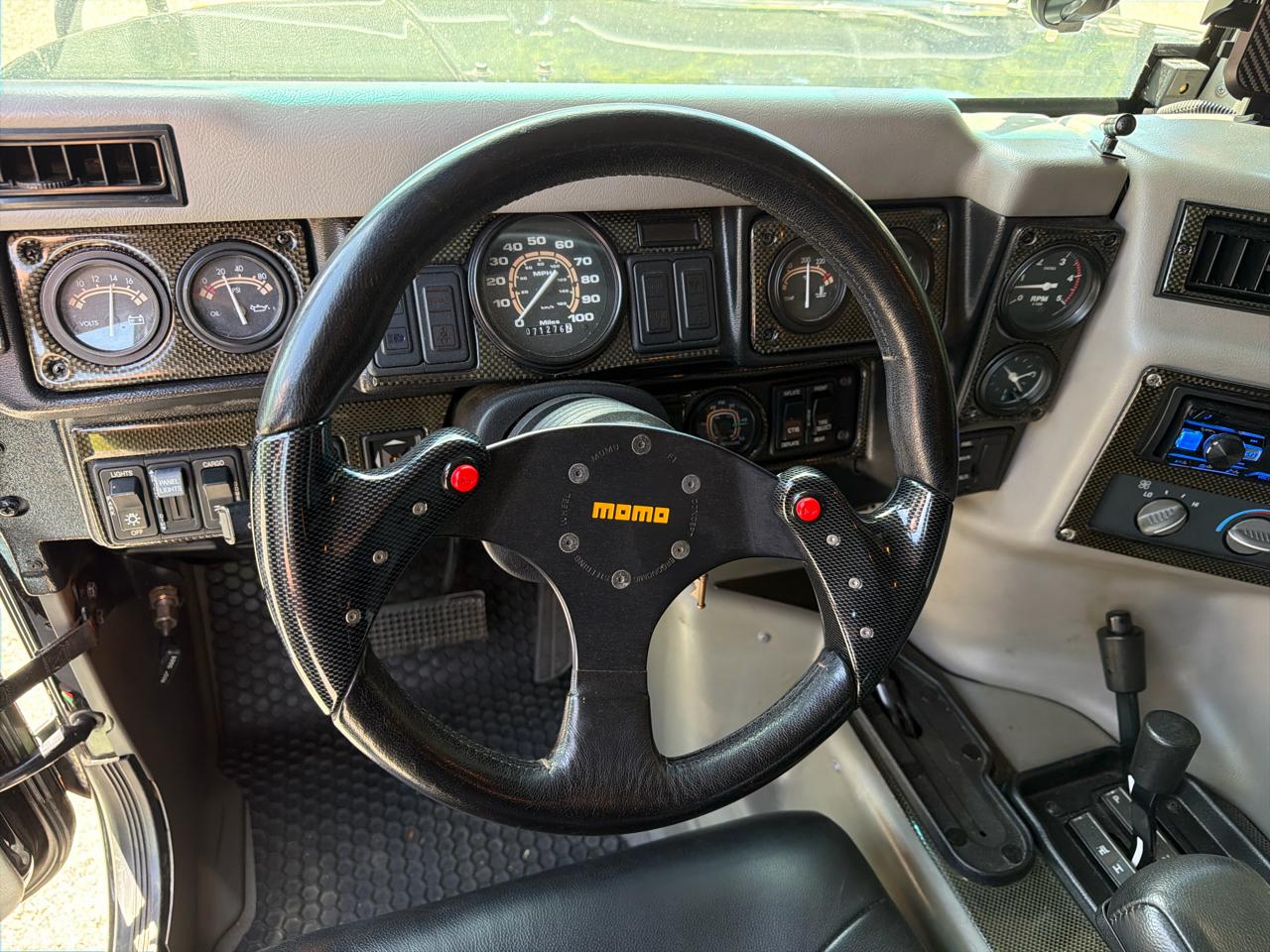 AM General Hummer 4-Passenger Wgn Enclosed 1998