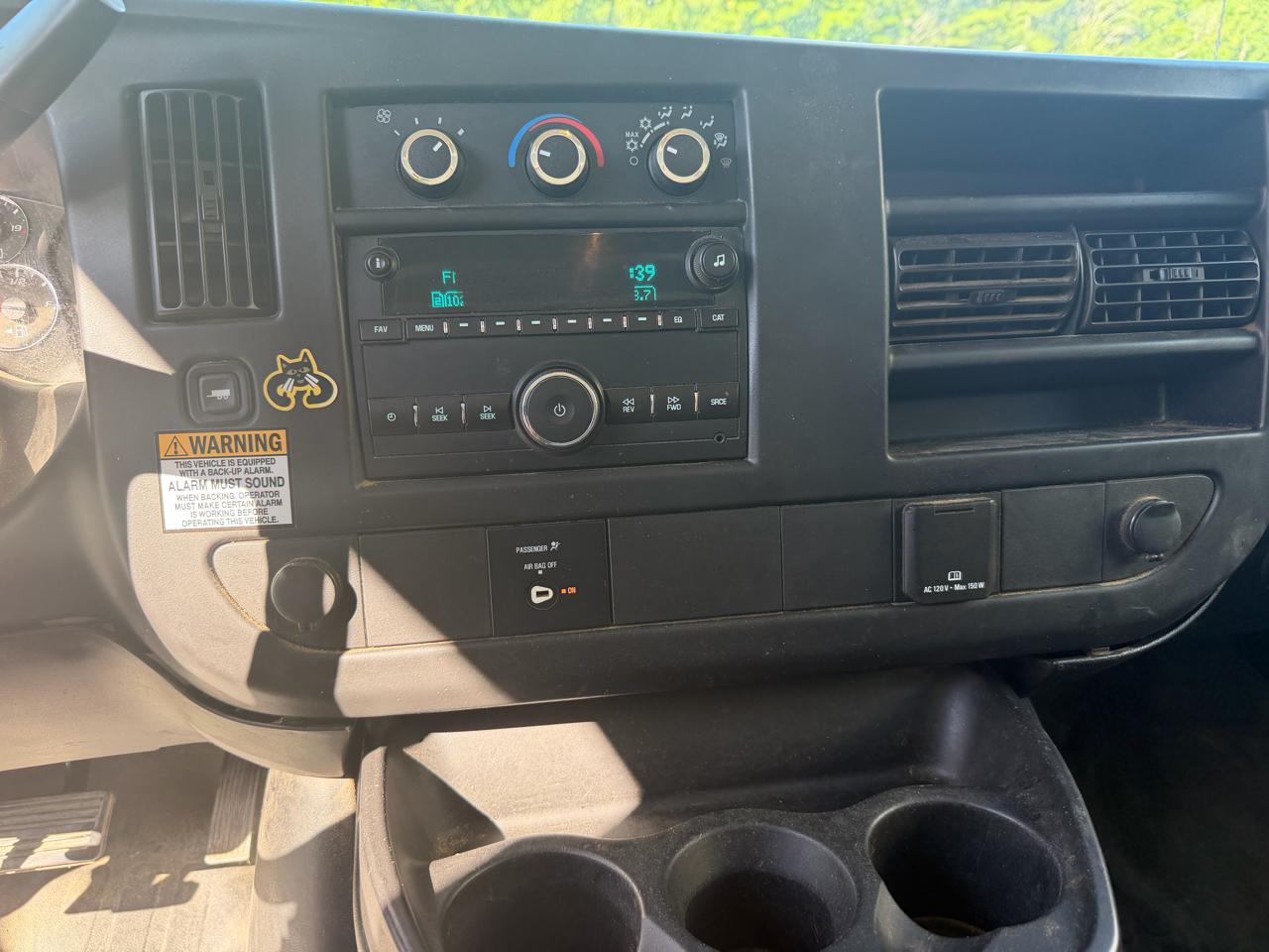Chevrolet Express Commercial Cutaway 3500 Van 159" 2017