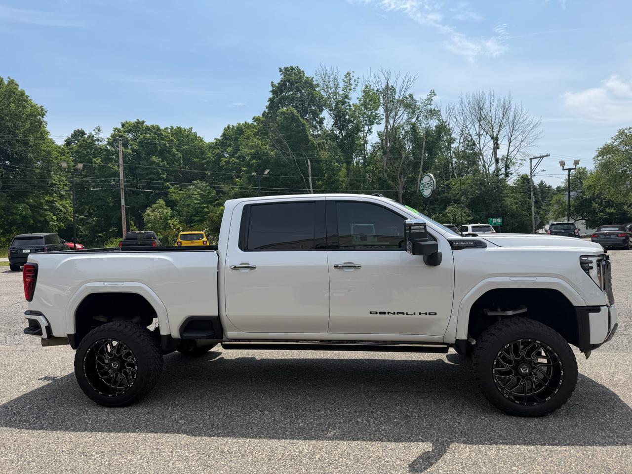 GMC Sierra 2500HD 4WD Crew Cab 159" Denali Ultimate 2024