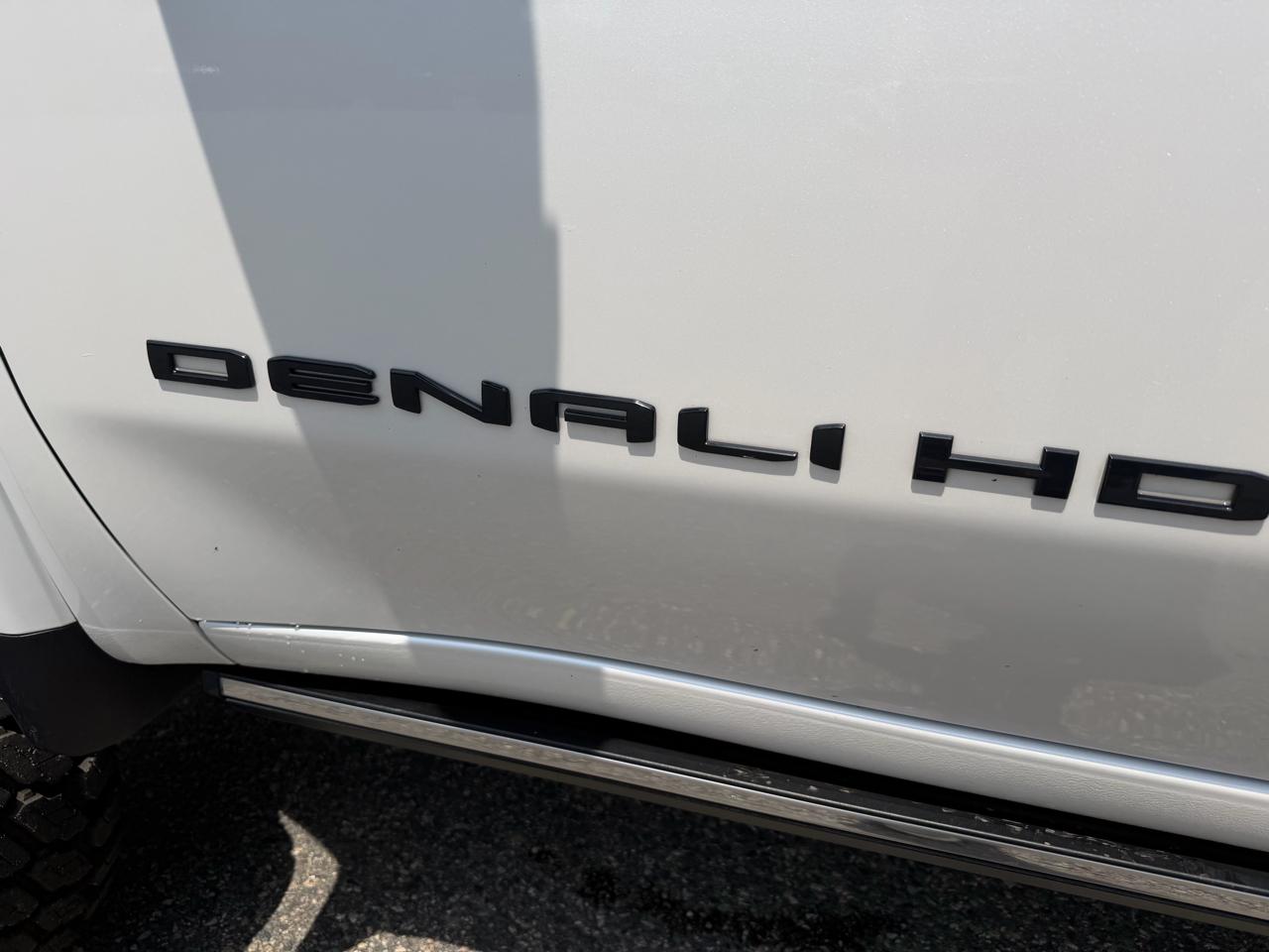 GMC Sierra 2500HD 4WD Crew Cab 159" Denali Ultimate 2024