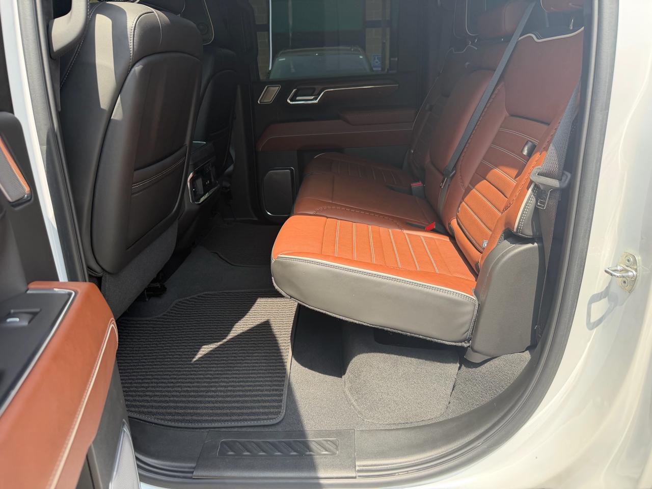 GMC Sierra 2500HD 4WD Crew Cab 159" Denali Ultimate 2024