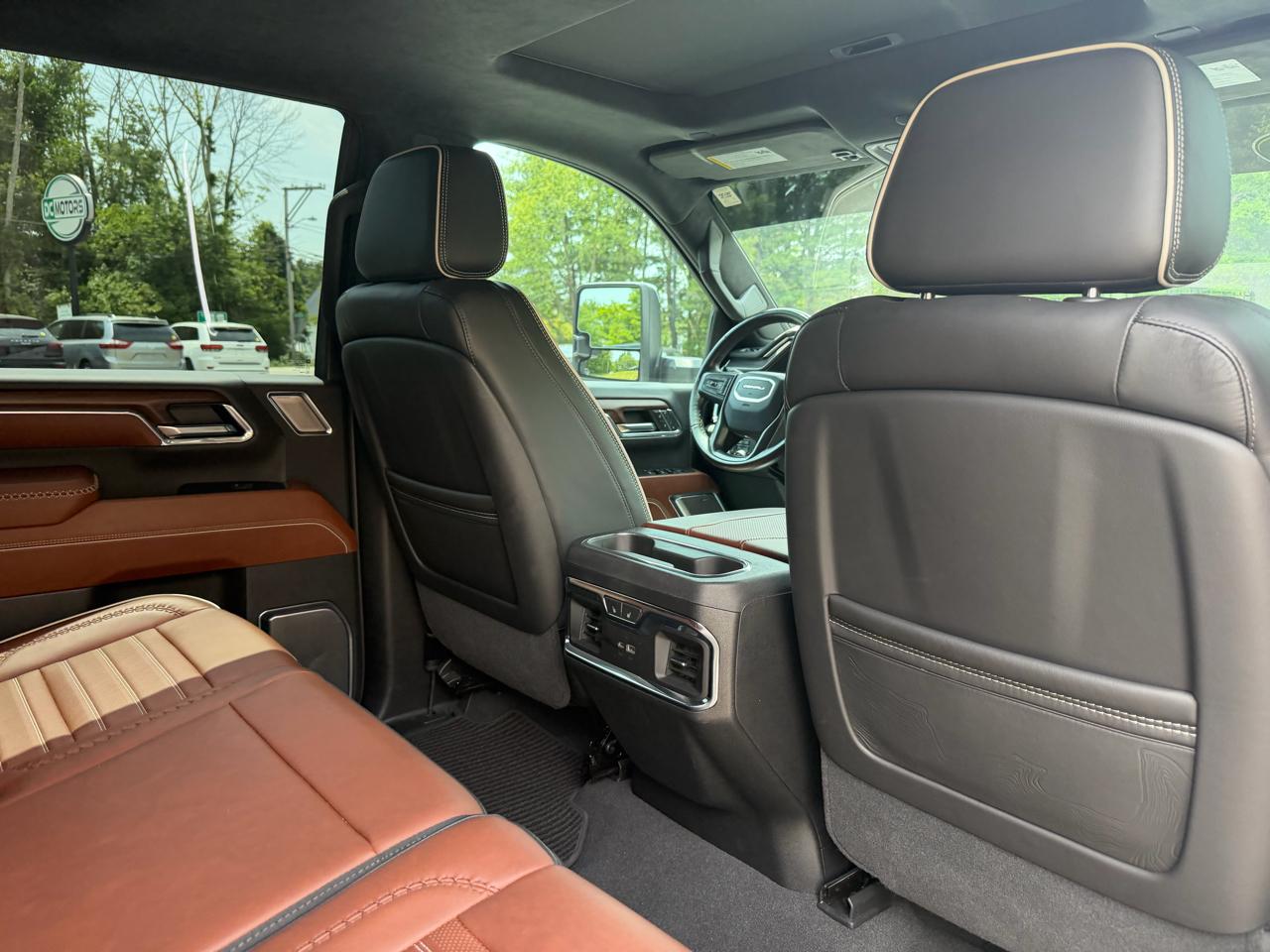 GMC Sierra 2500HD 4WD Crew Cab 159" Denali Ultimate 2024