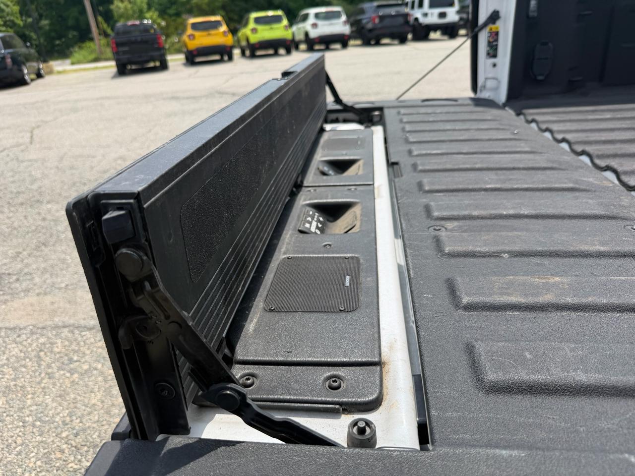 GMC Sierra 2500HD 4WD Crew Cab 159" Denali Ultimate 2024