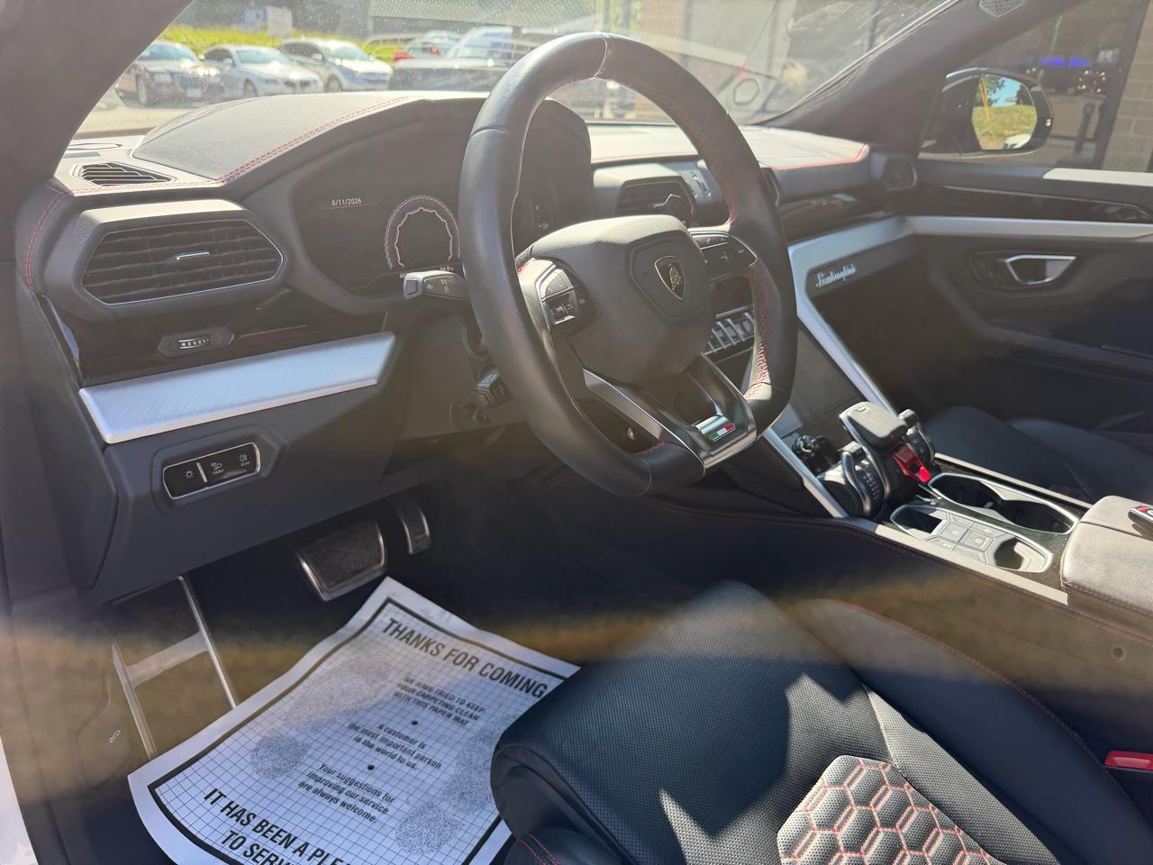Lamborghini Urus AWD 2021