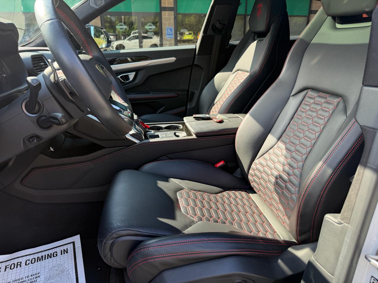 Lamborghini Urus AWD 2021